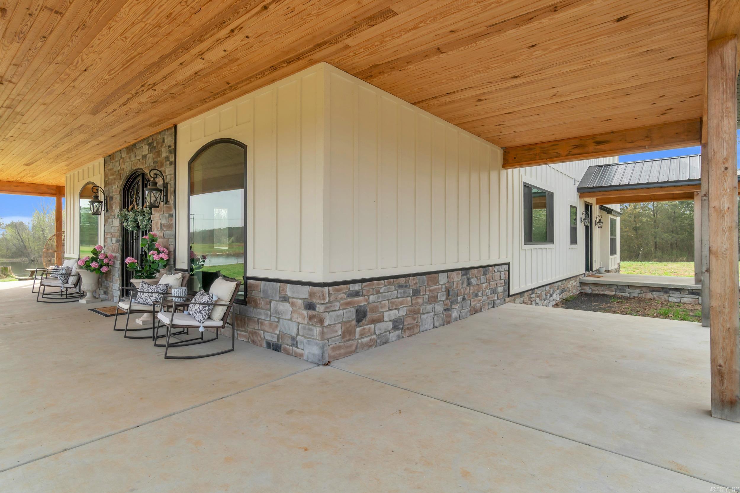 141 Earnie Atkins Rd.  Pangburn, AR