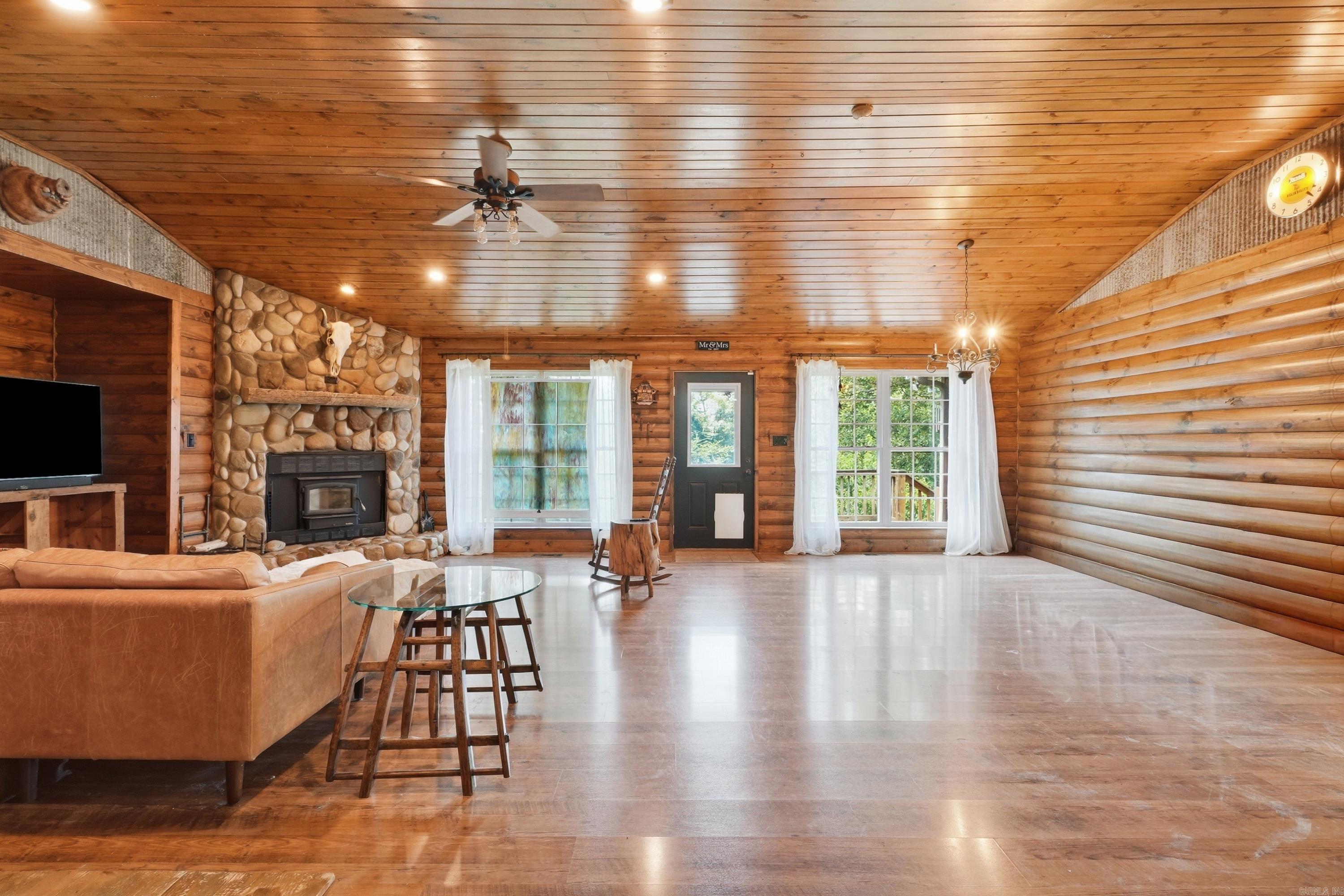 68 Billy Goat Mountain  Vilonia, AR