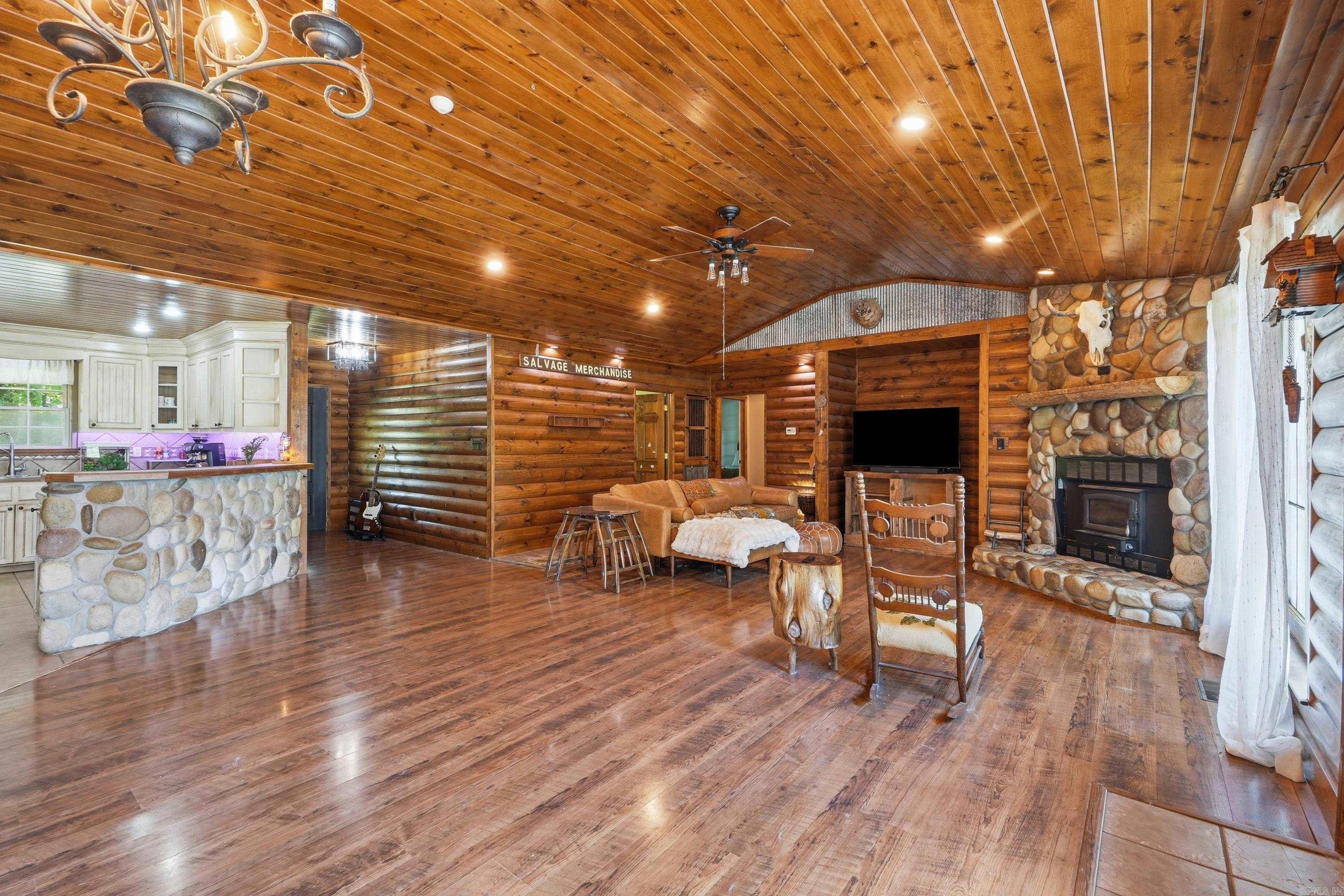 68 Billy Goat Mountain  Vilonia, AR