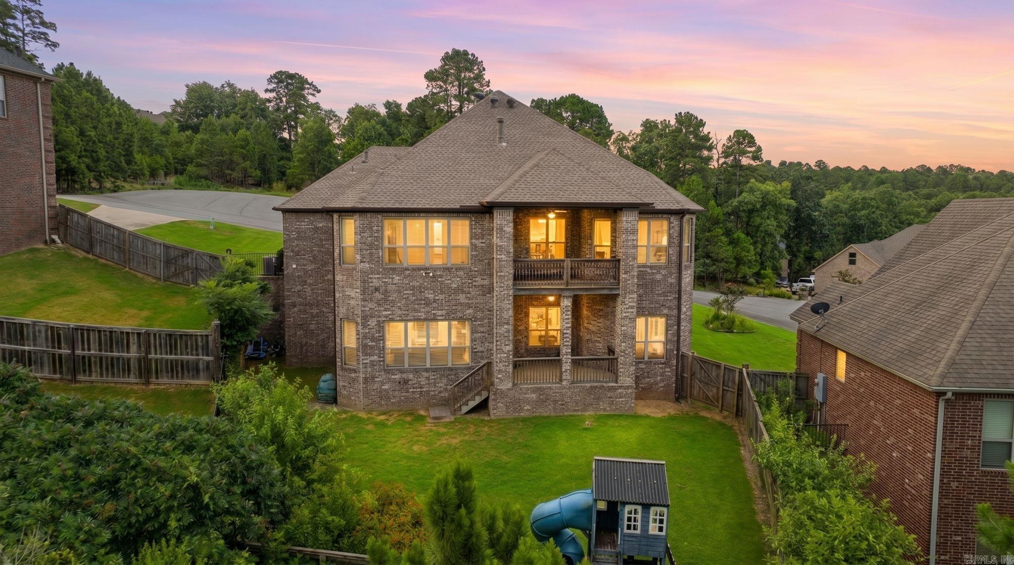 124 Crestview  Maumelle, AR