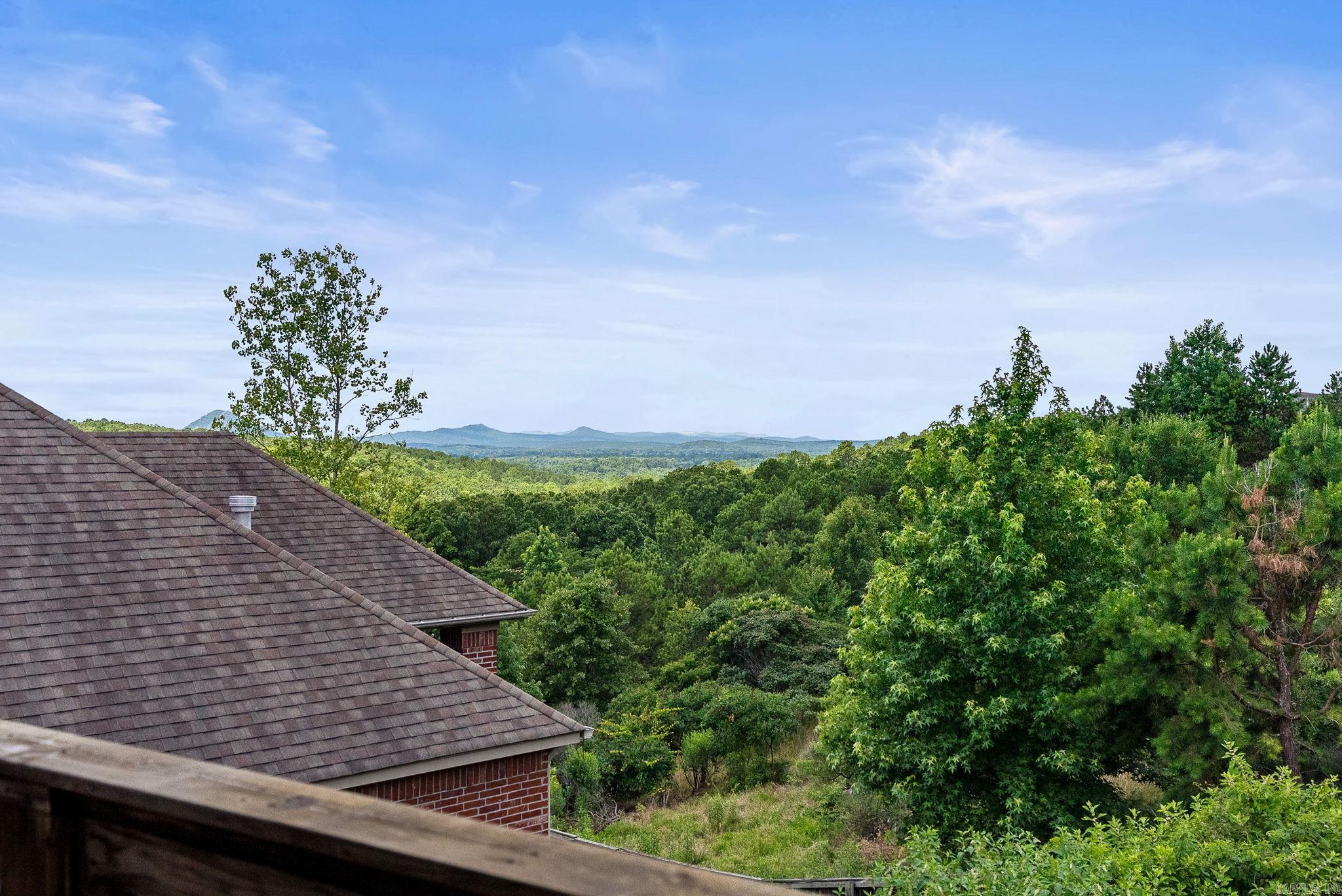 124 Crestview  Maumelle, AR
