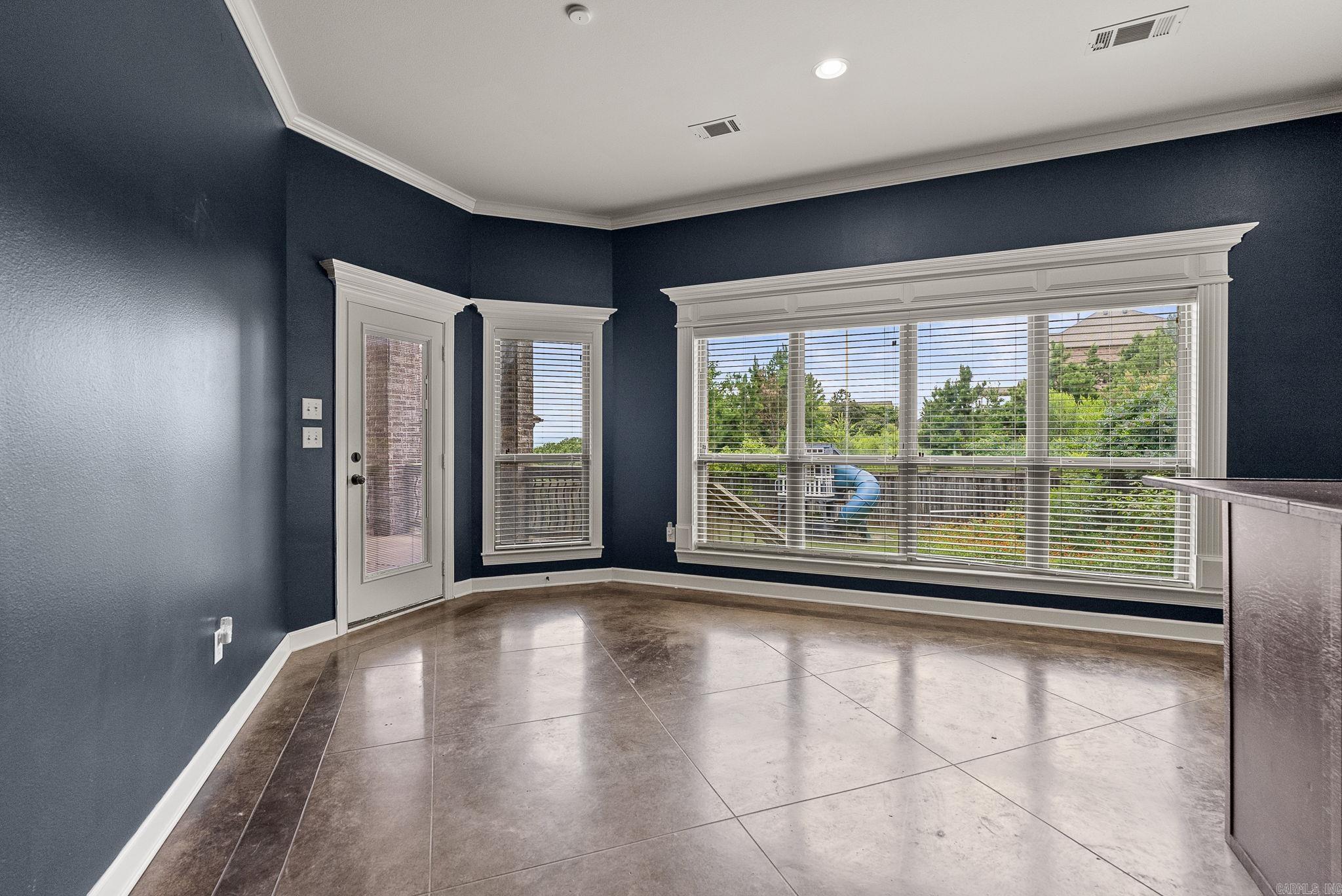 124 Crestview  Maumelle, AR
