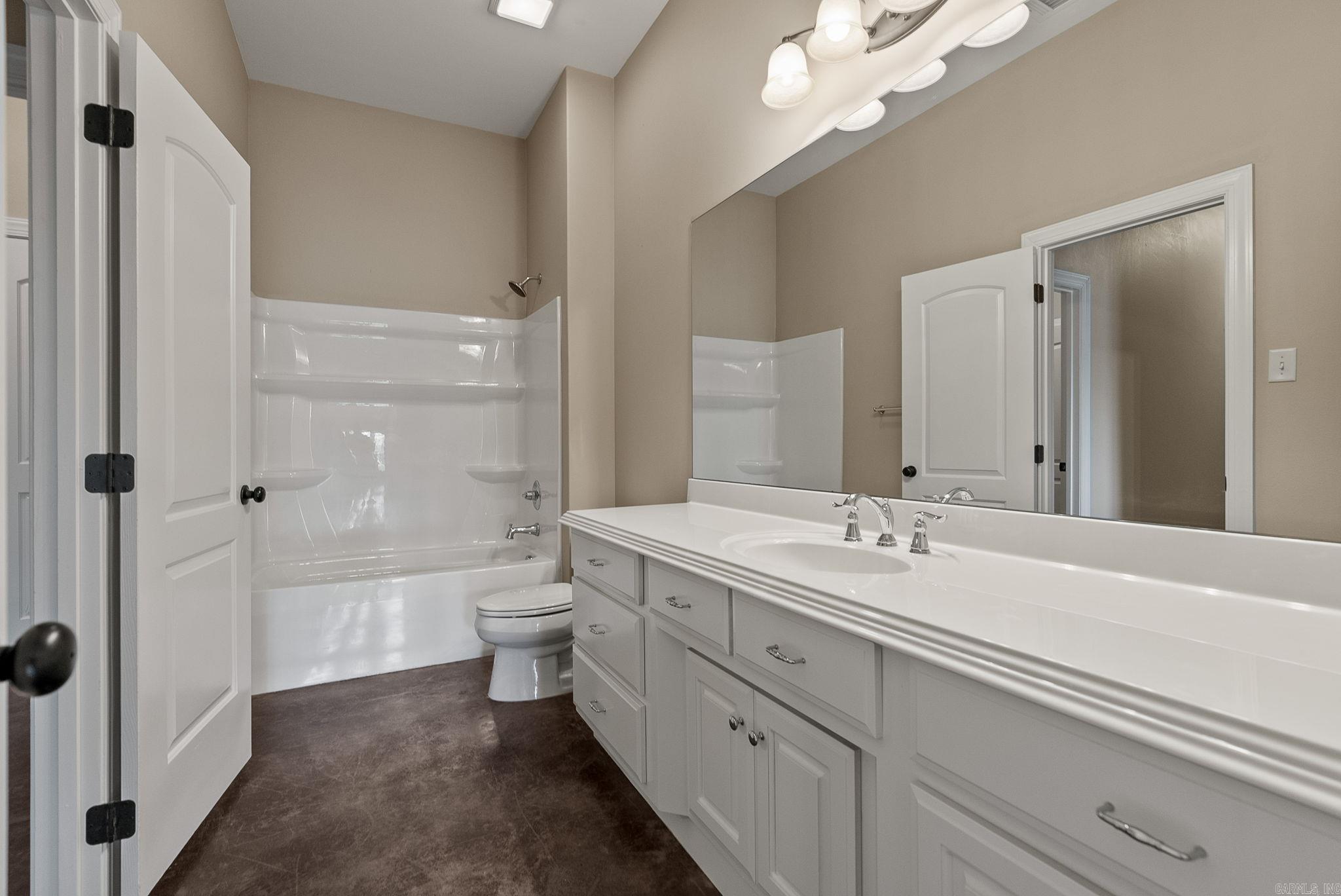 124 Crestview  Maumelle, AR