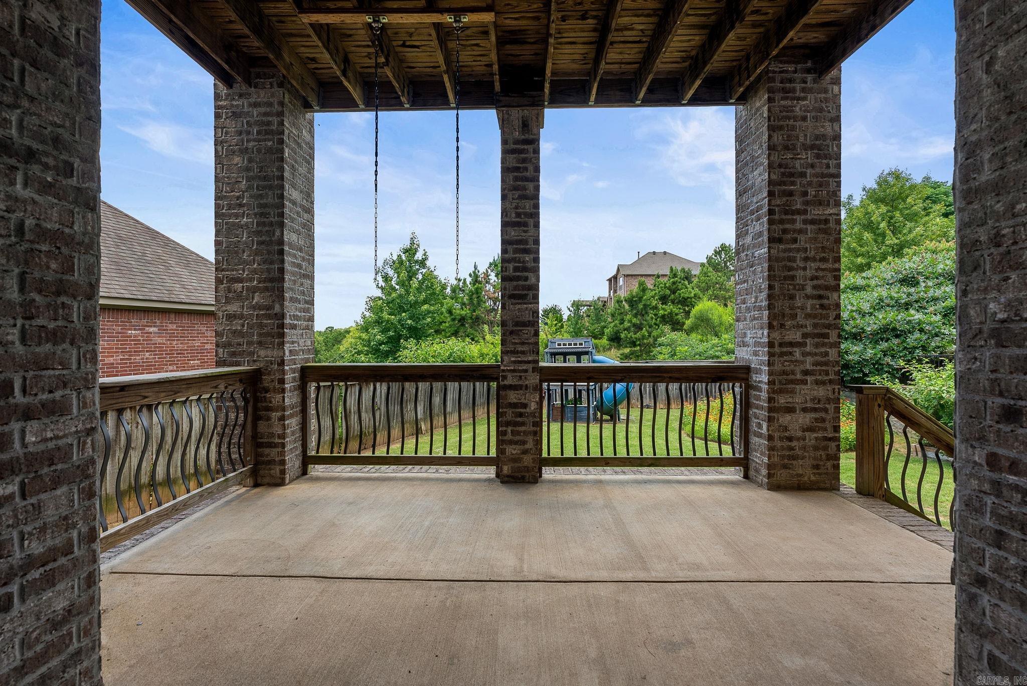 124 Crestview  Maumelle, AR