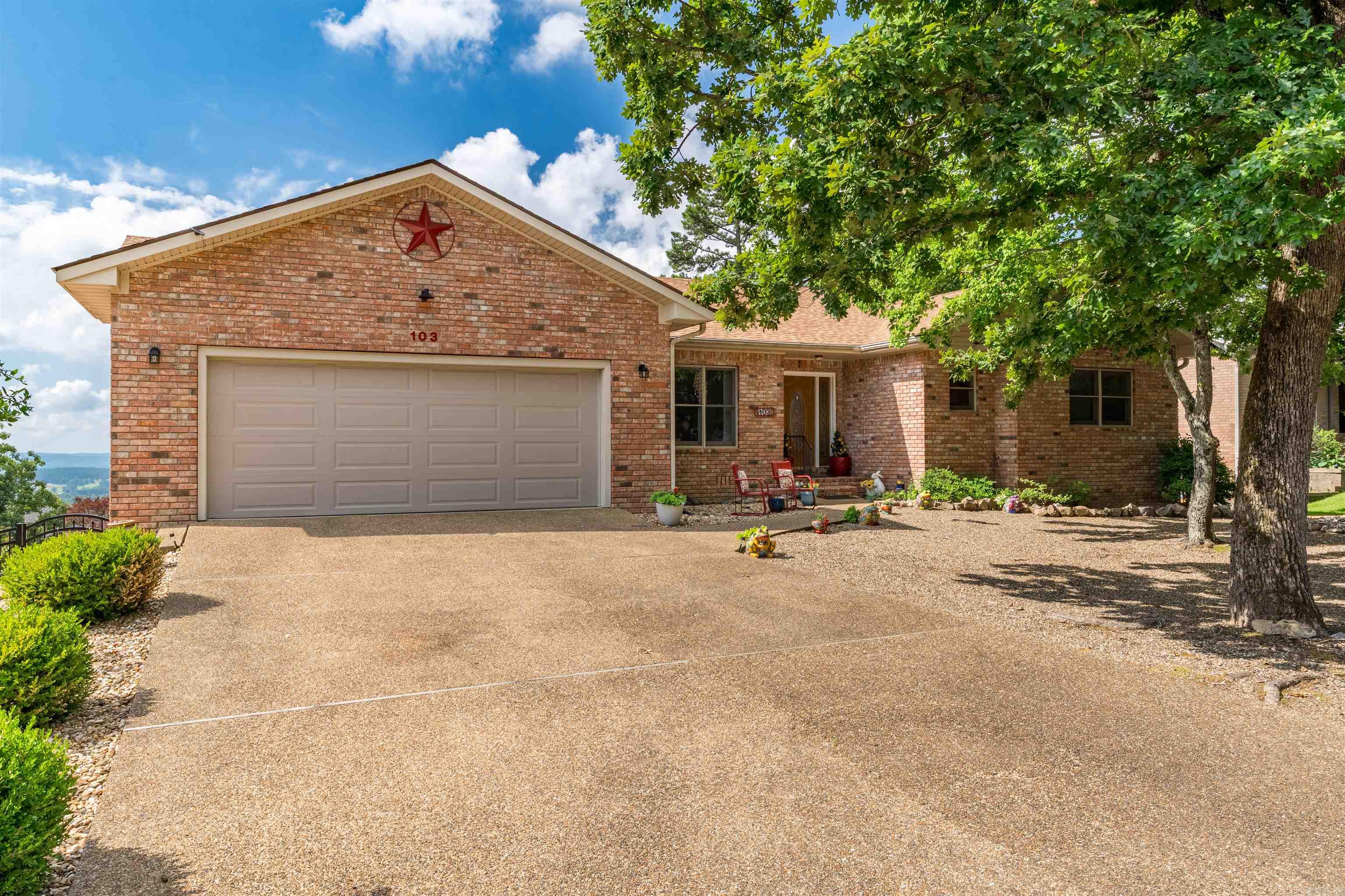 103 Castano  Hot Springs Village, AR