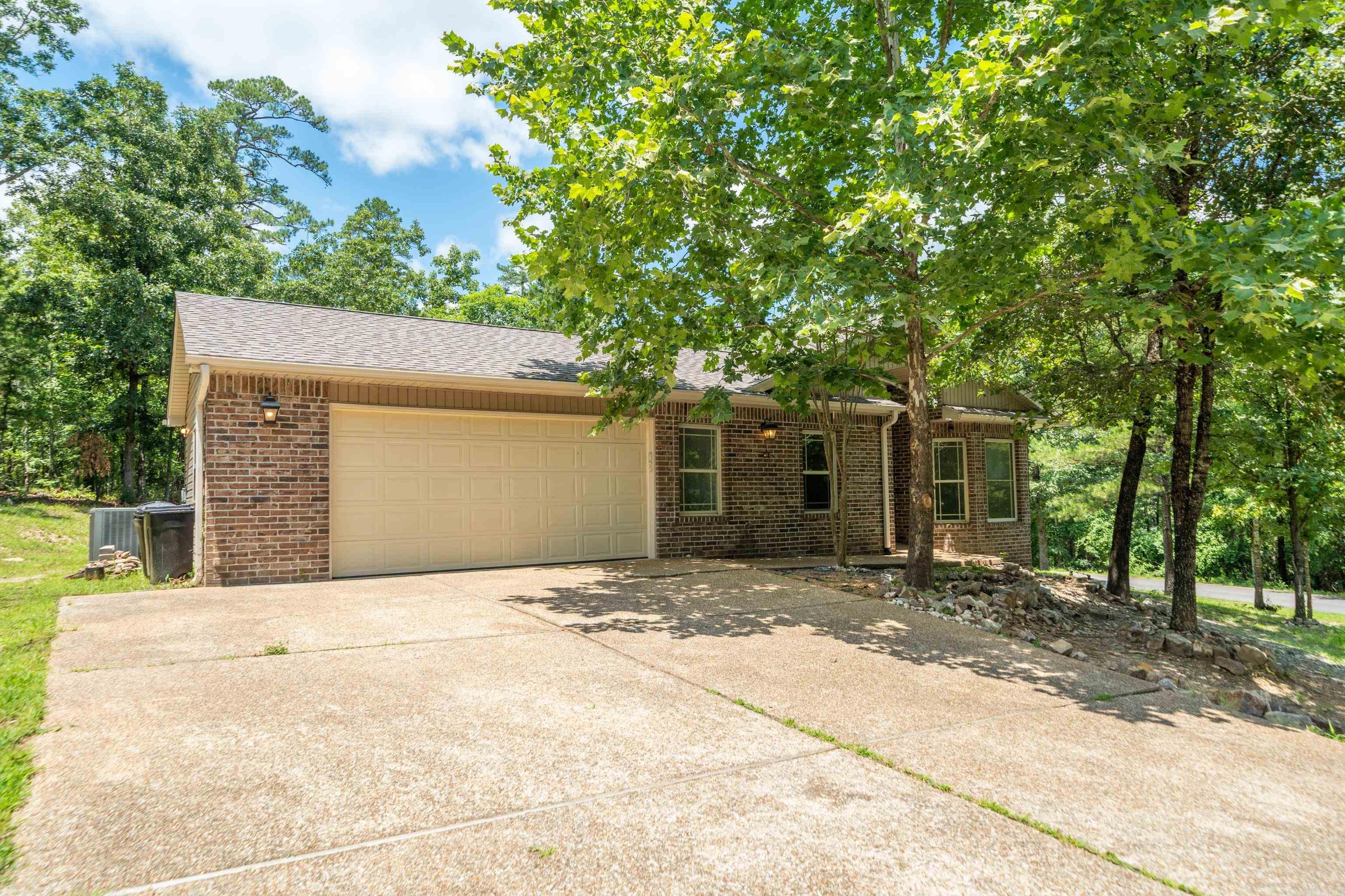 35 San Sebastian Way  Hot Springs Village, AR