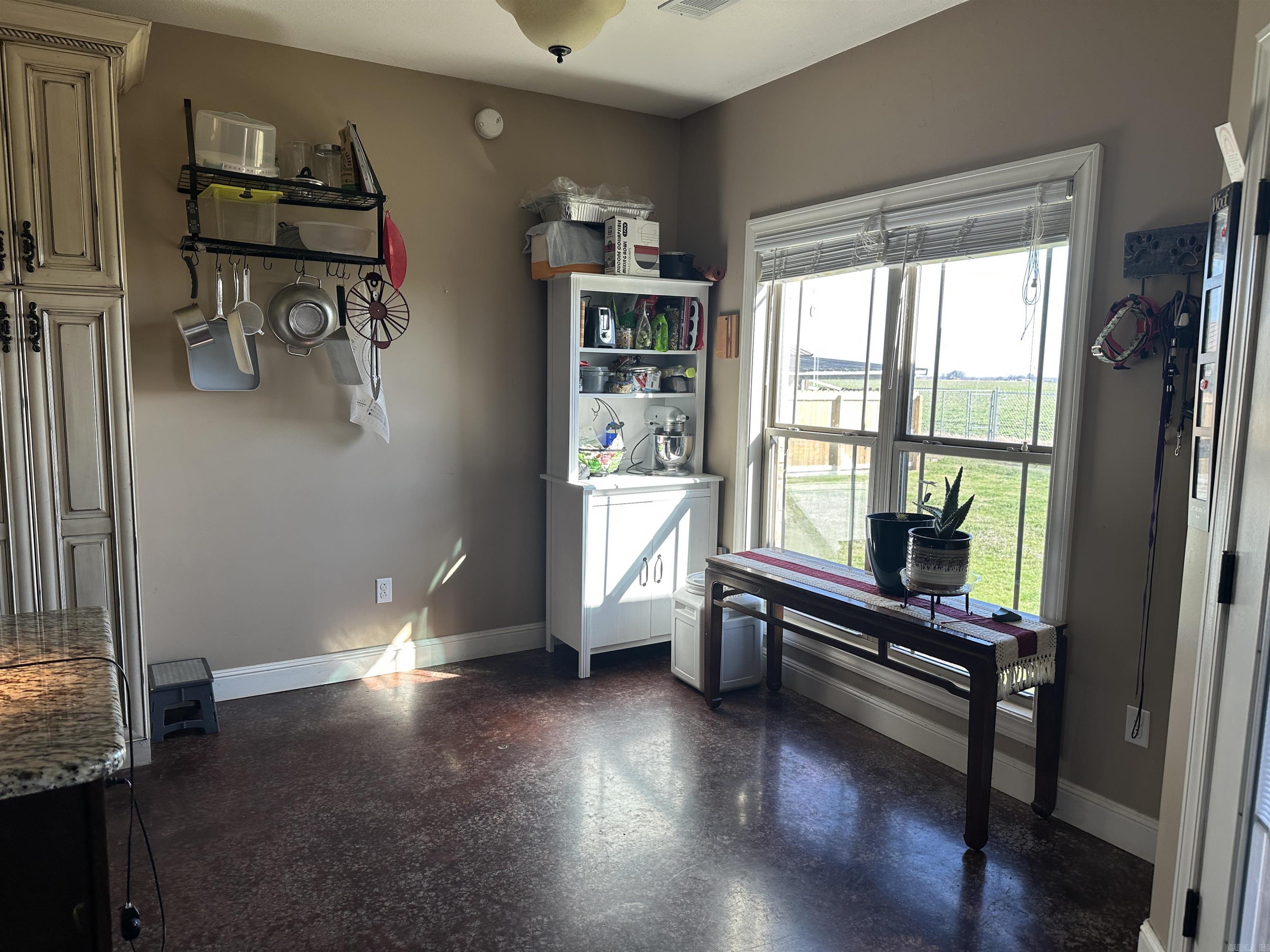 422 W State  Caraway, AR