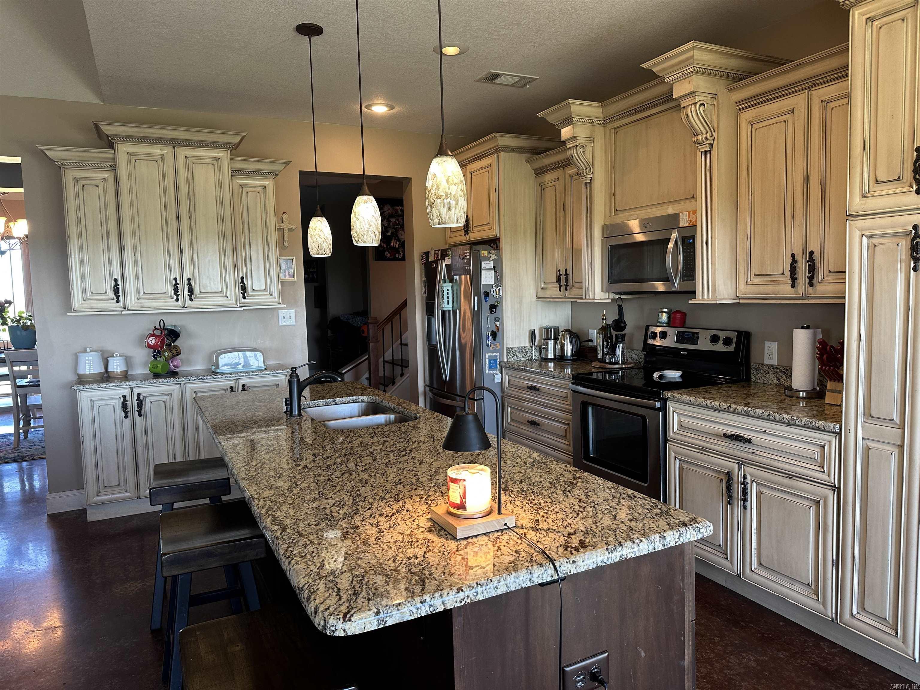 422 W State  Caraway, AR