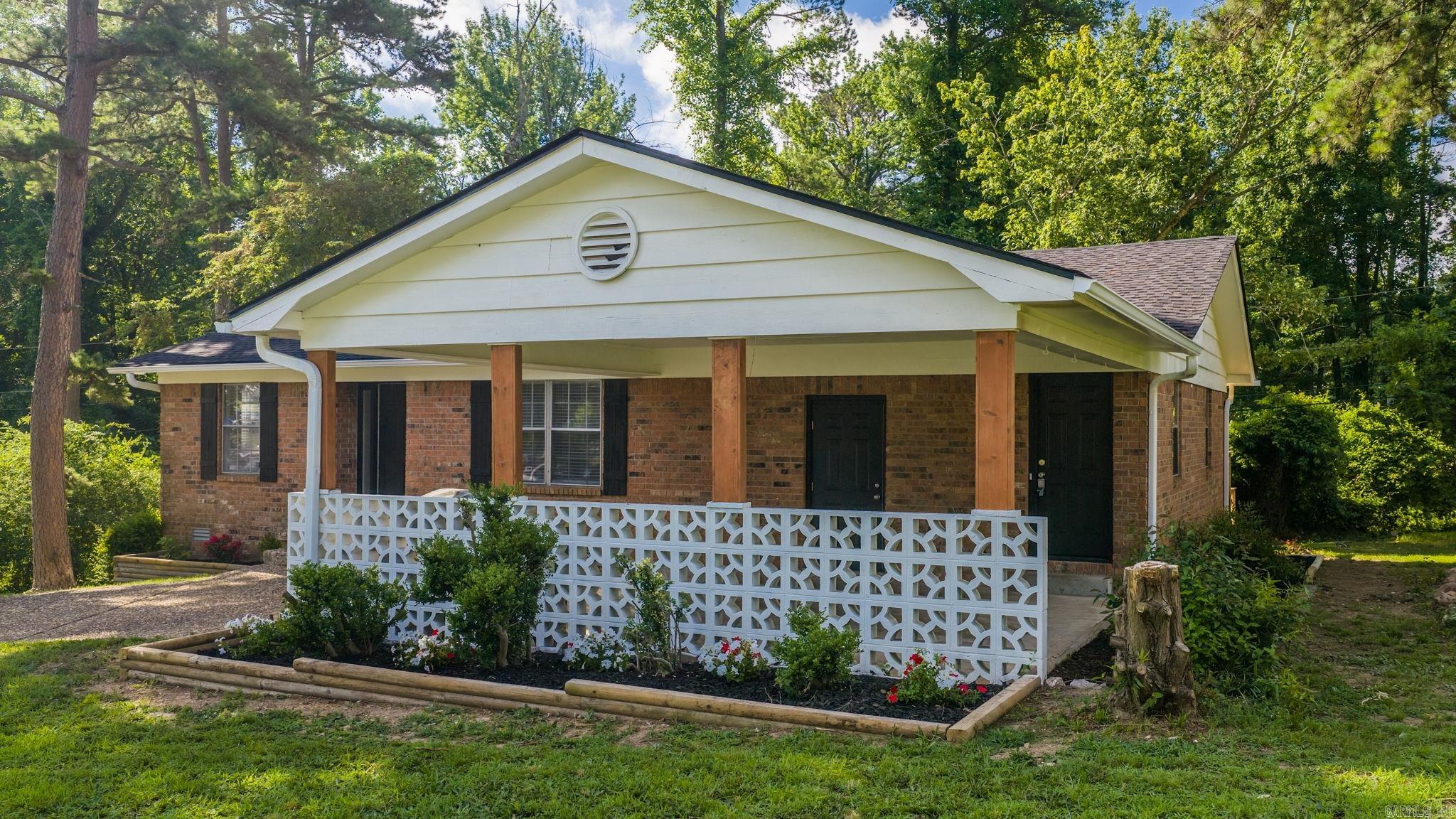 1205 Twin Lakes  Little Rock, AR