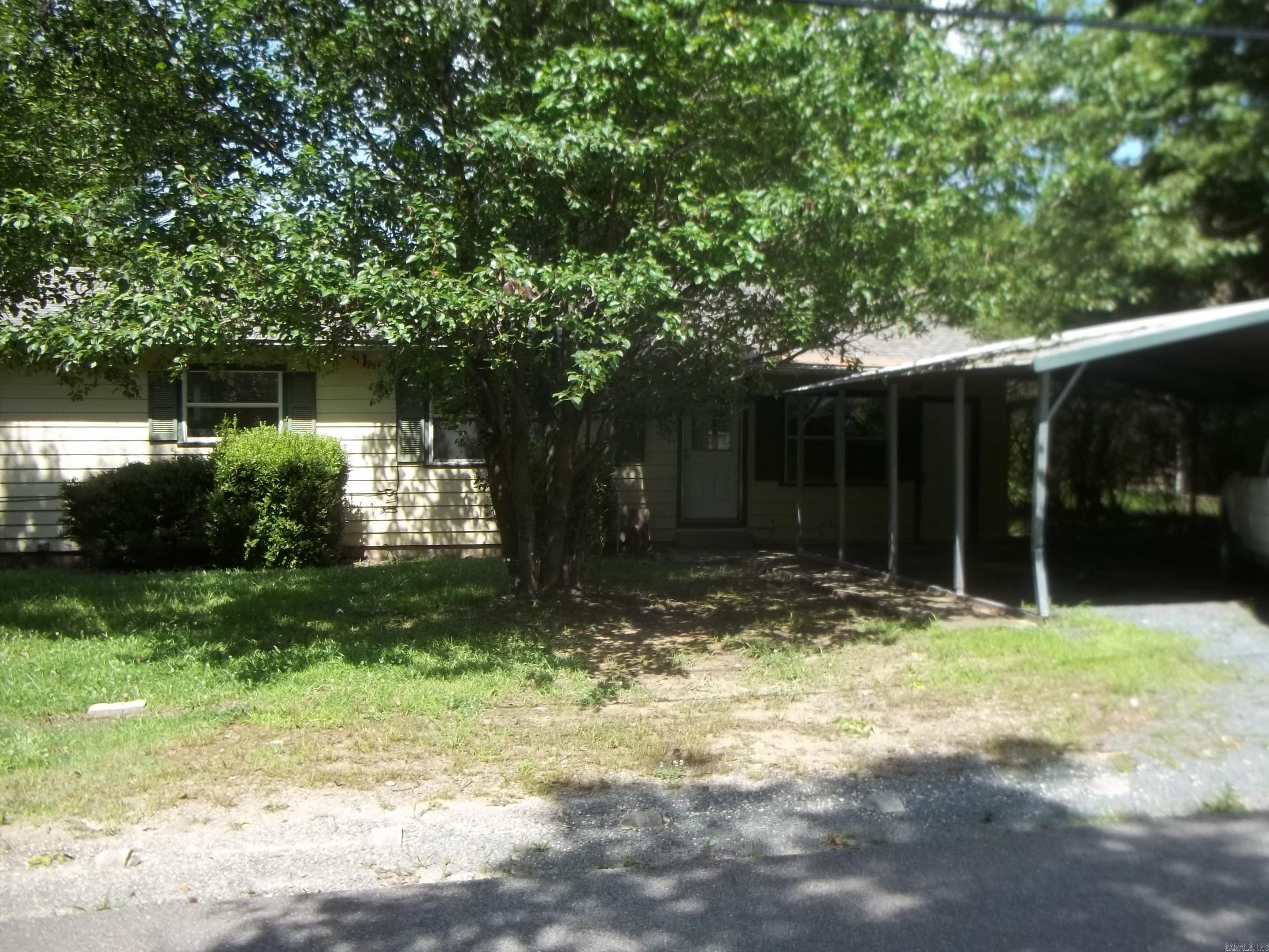 406 N Adams  Mena, AR