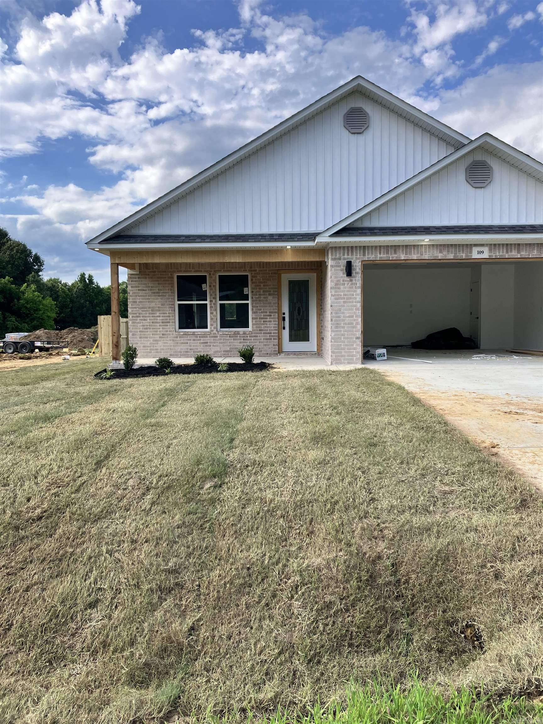 109 E florida  Beebe, AR