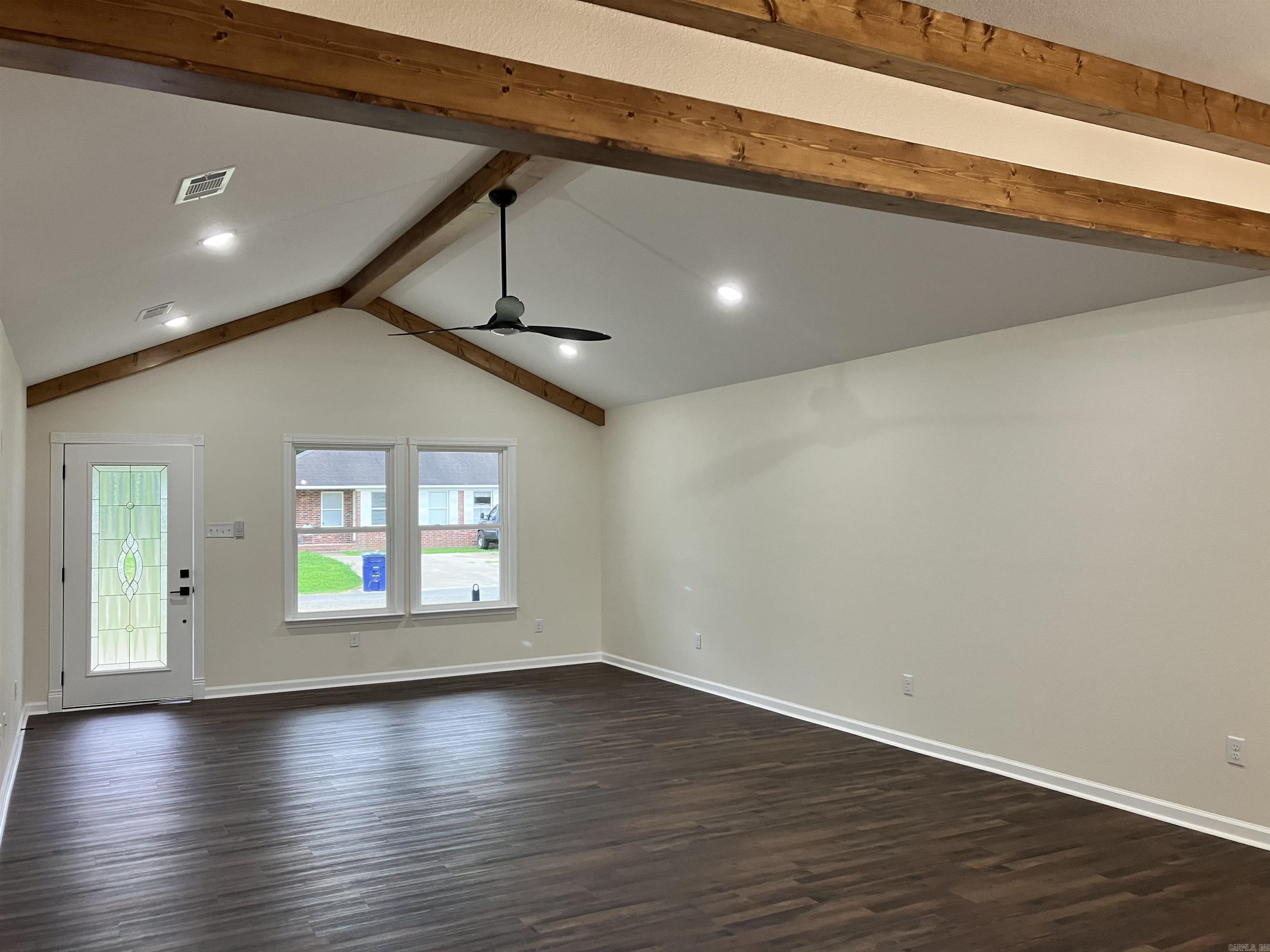 109 E florida Street Beebe, AR 72012