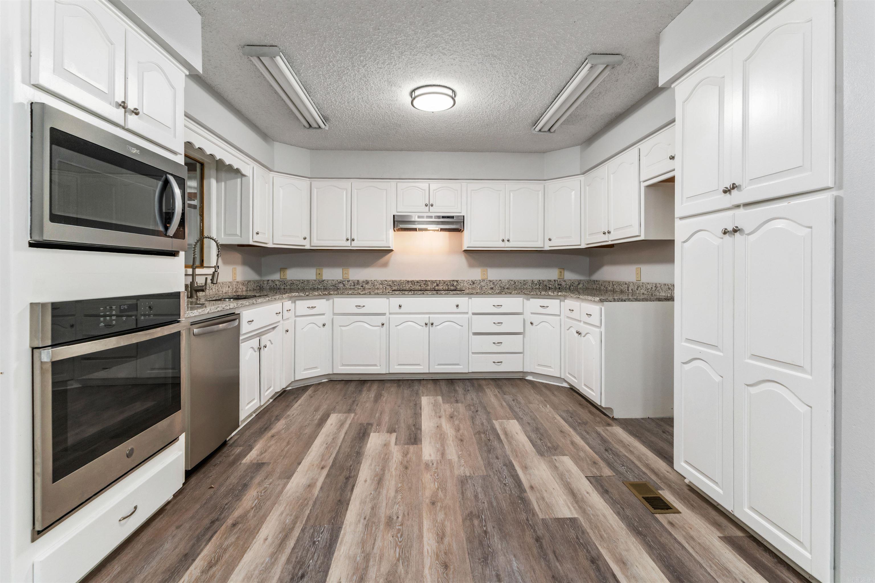 23 San Clemente  Hot Springs Village, AR