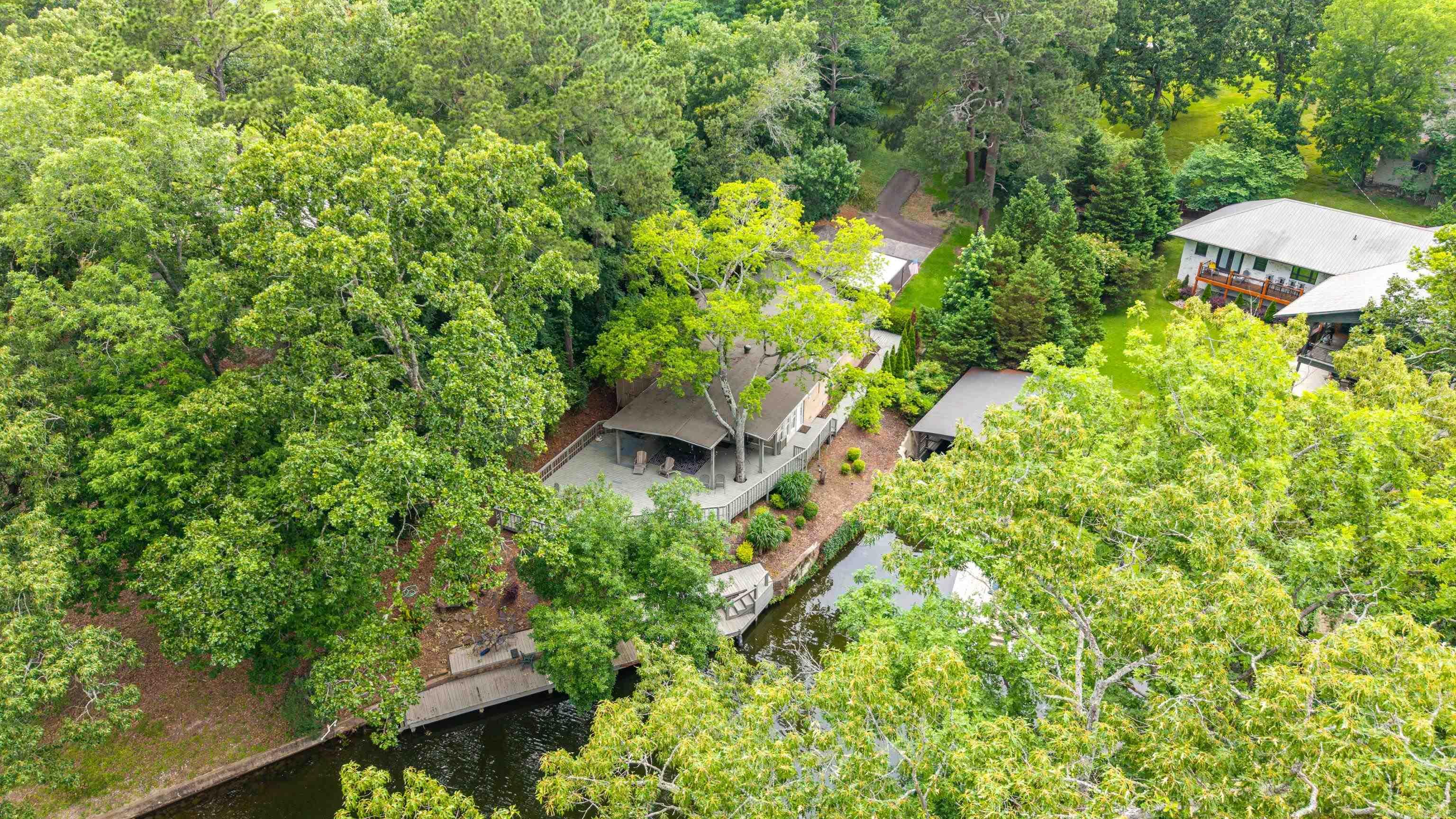 1925 Lakeshore  Hot Springs, AR