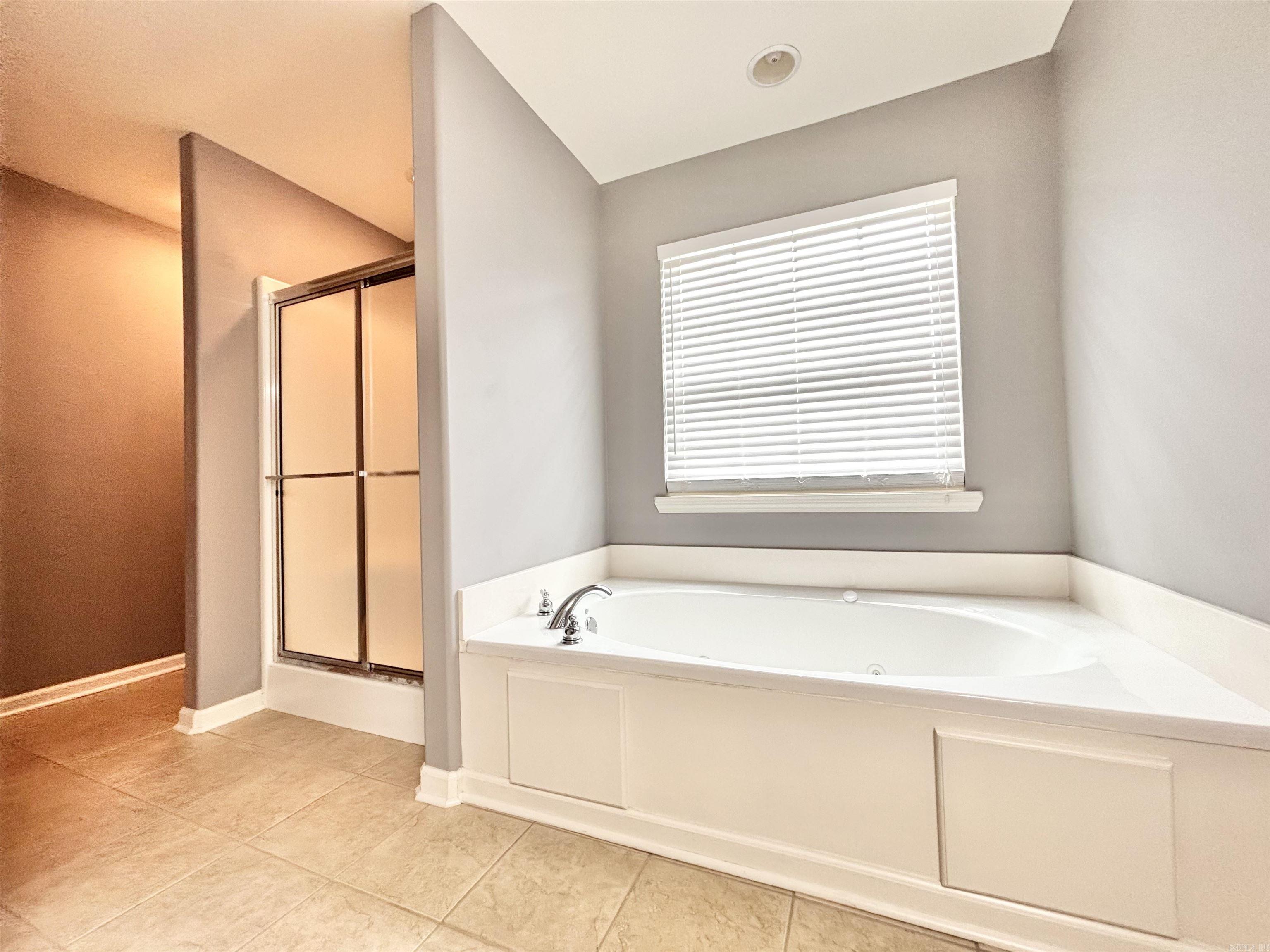1732 White Oak  Benton, AR