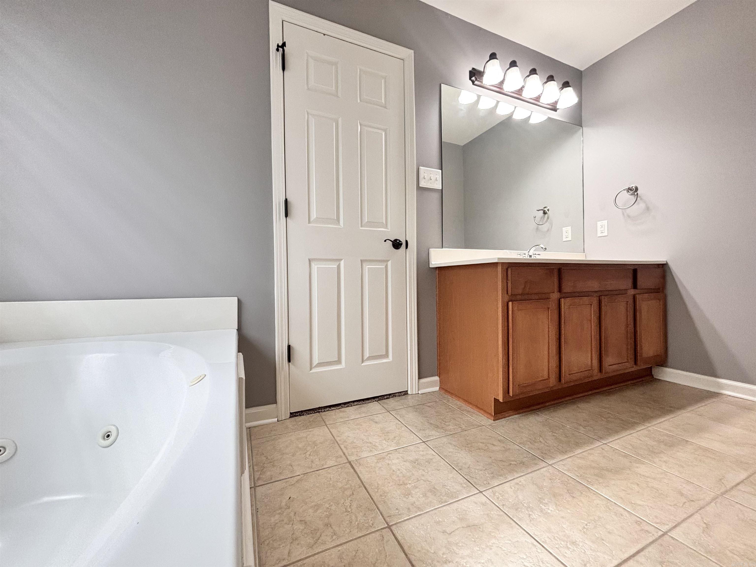 1732 White Oak  Benton, AR