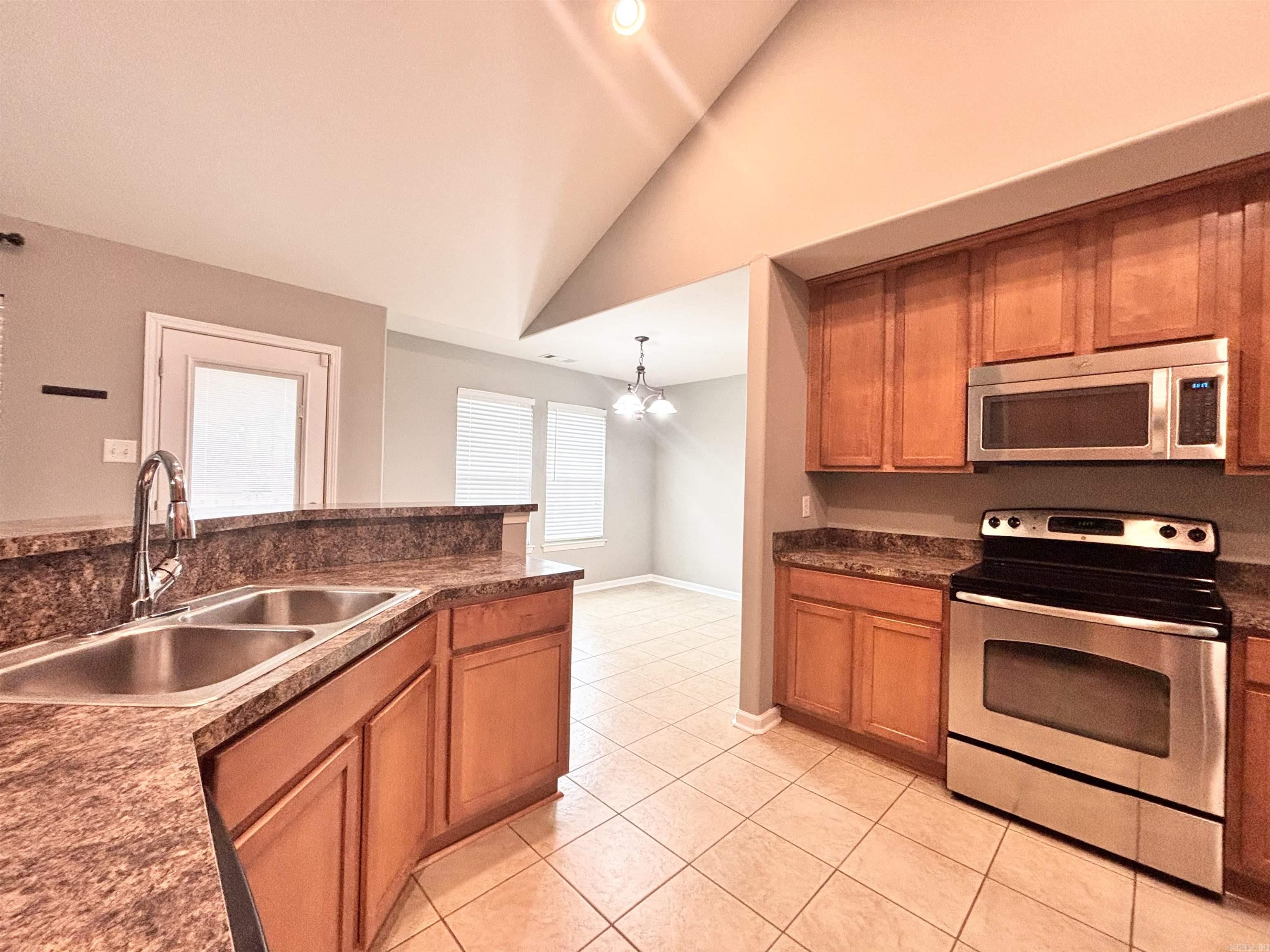 1732 White Oak  Benton, AR