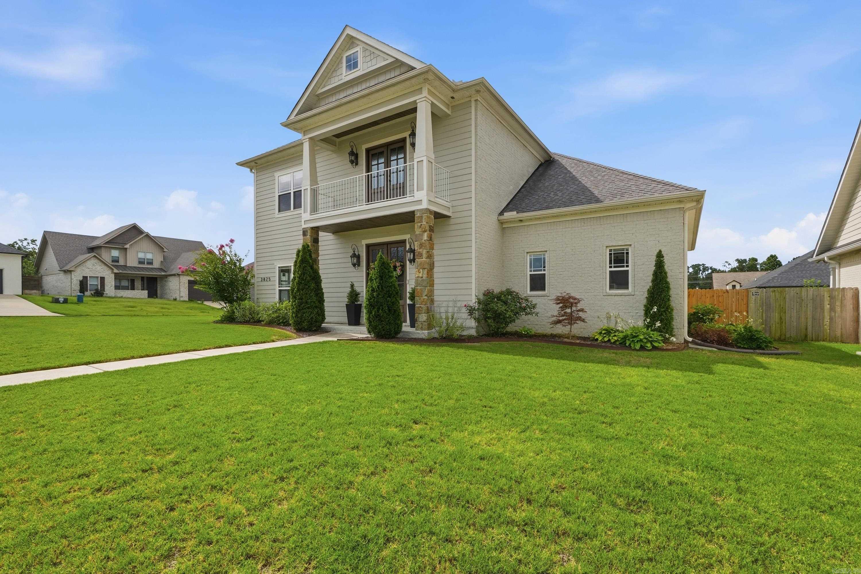 3825 Carolina  Conway, AR