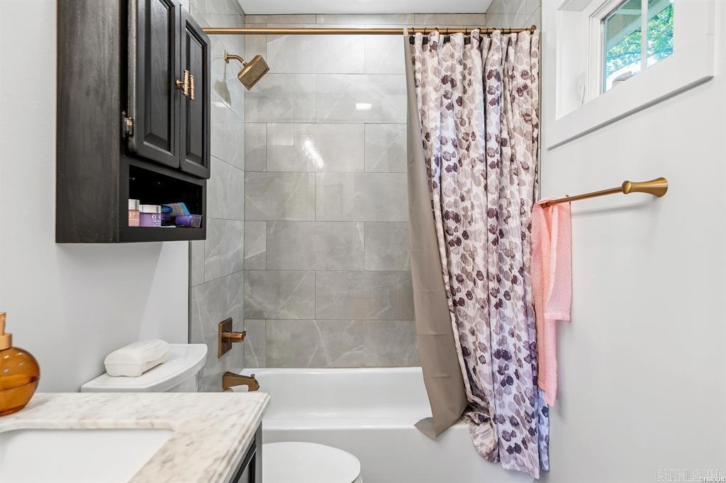 529 Burchwood Bay  Hot Springs, AR