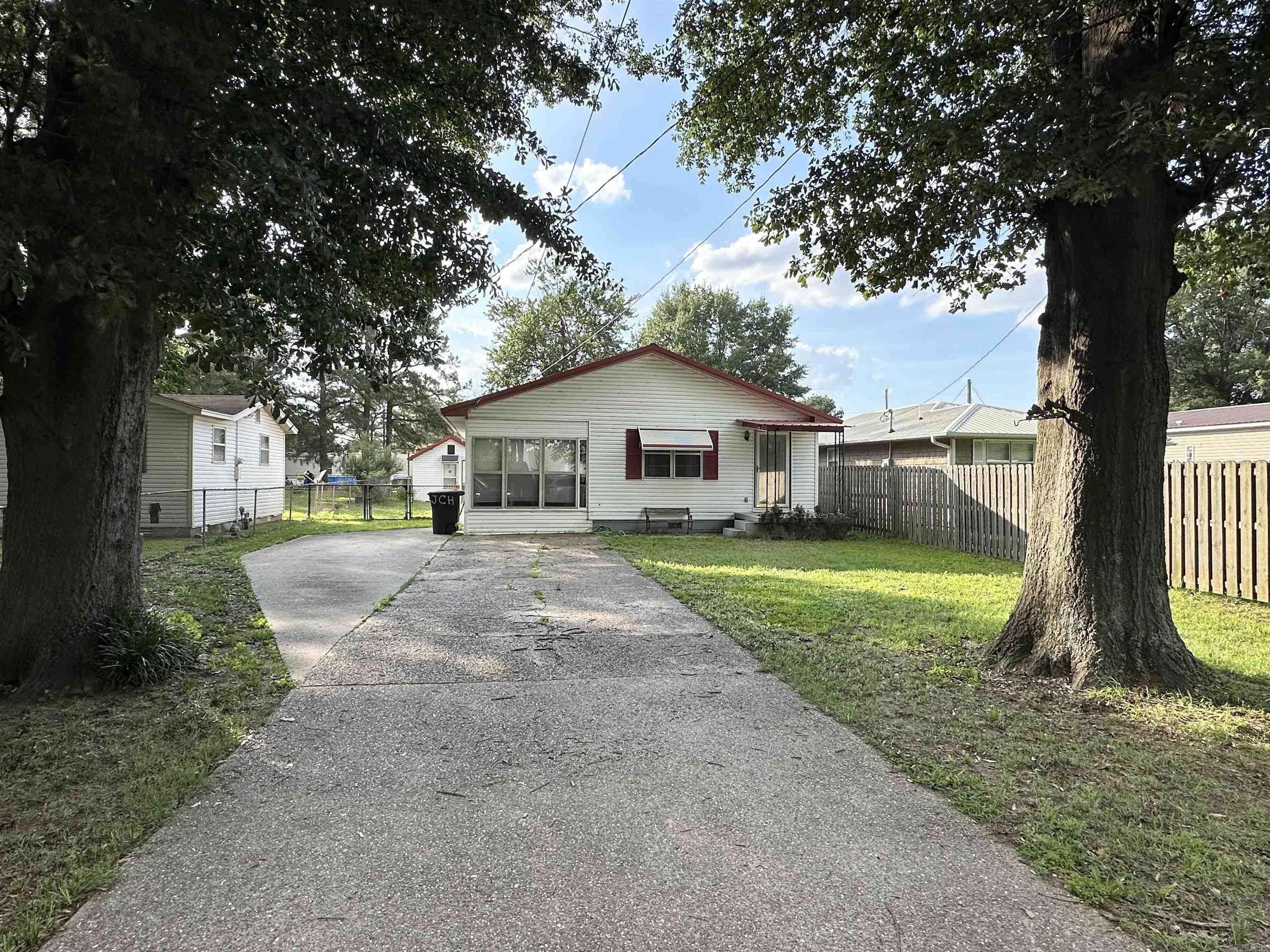 408 Blackwell  Bassett, AR