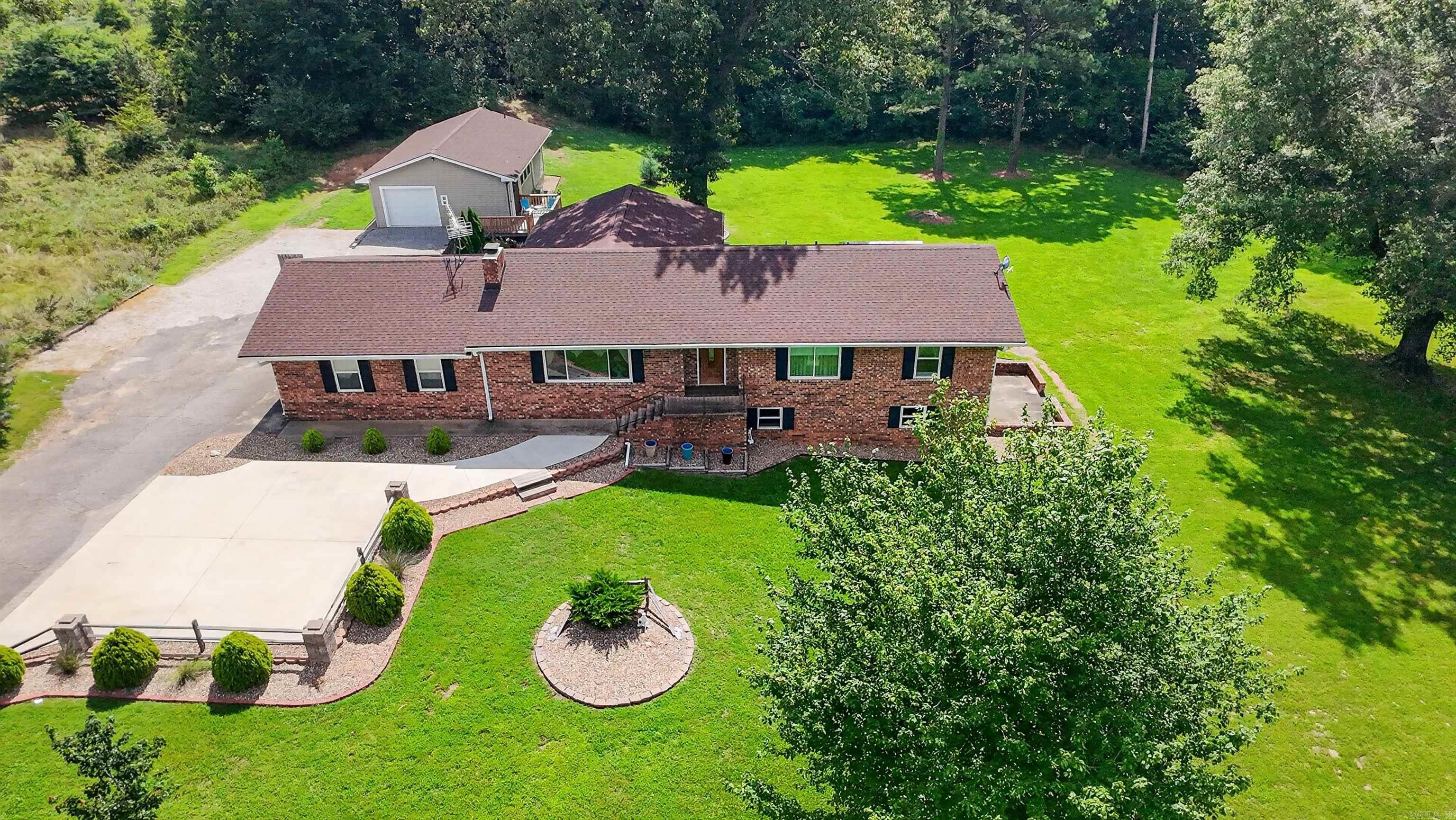 175 Thunder  Hot Springs, AR