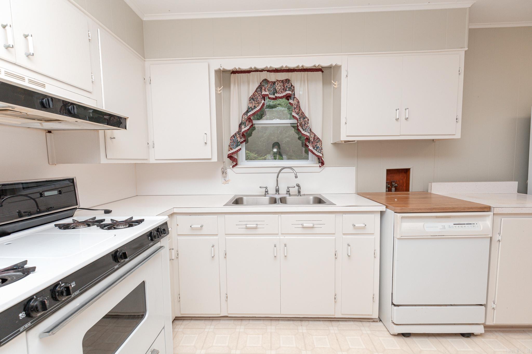 6810 Wingard  Pine Bluff, AR