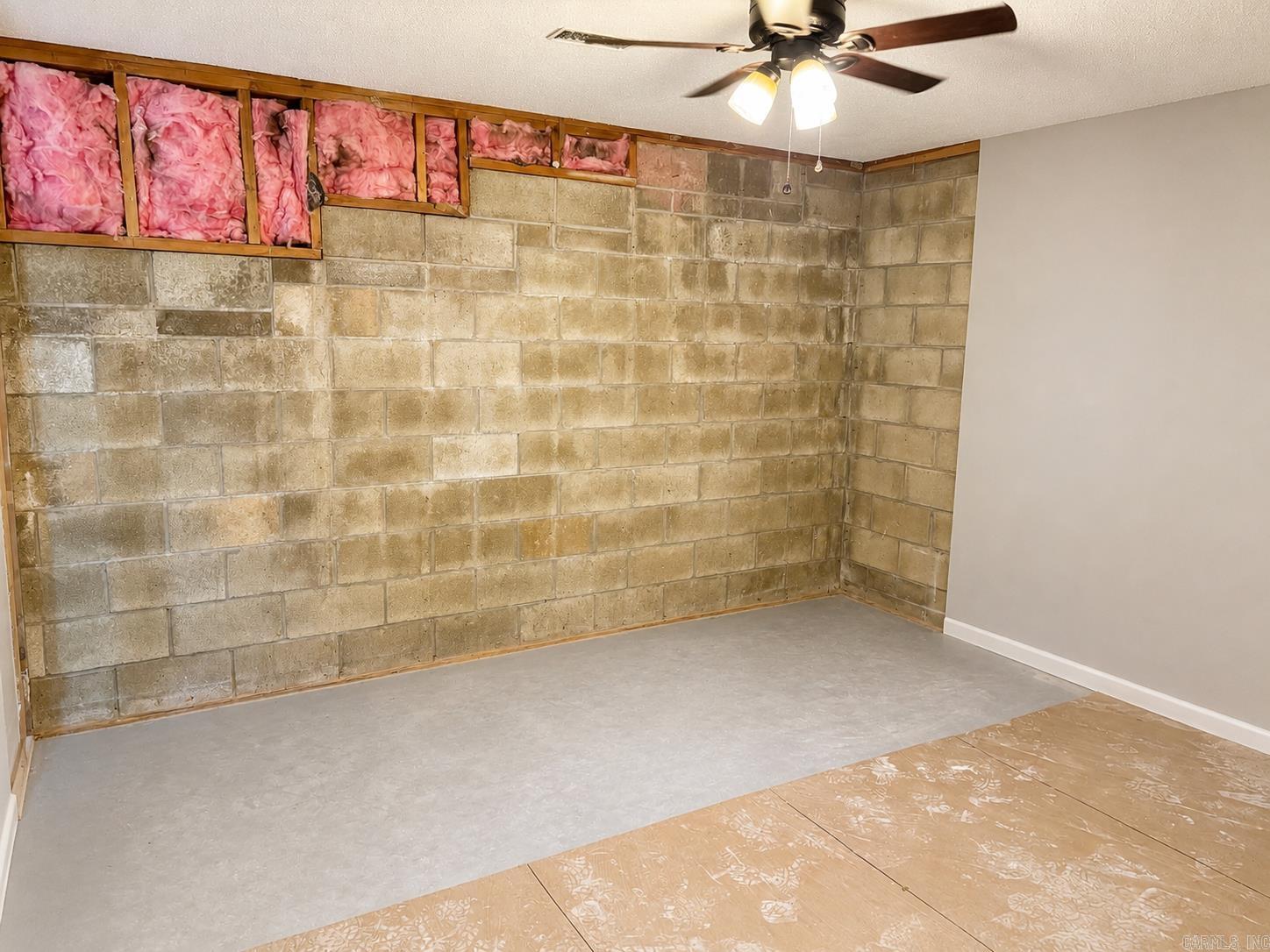 122 Village Rd  Hot Springs, AR
