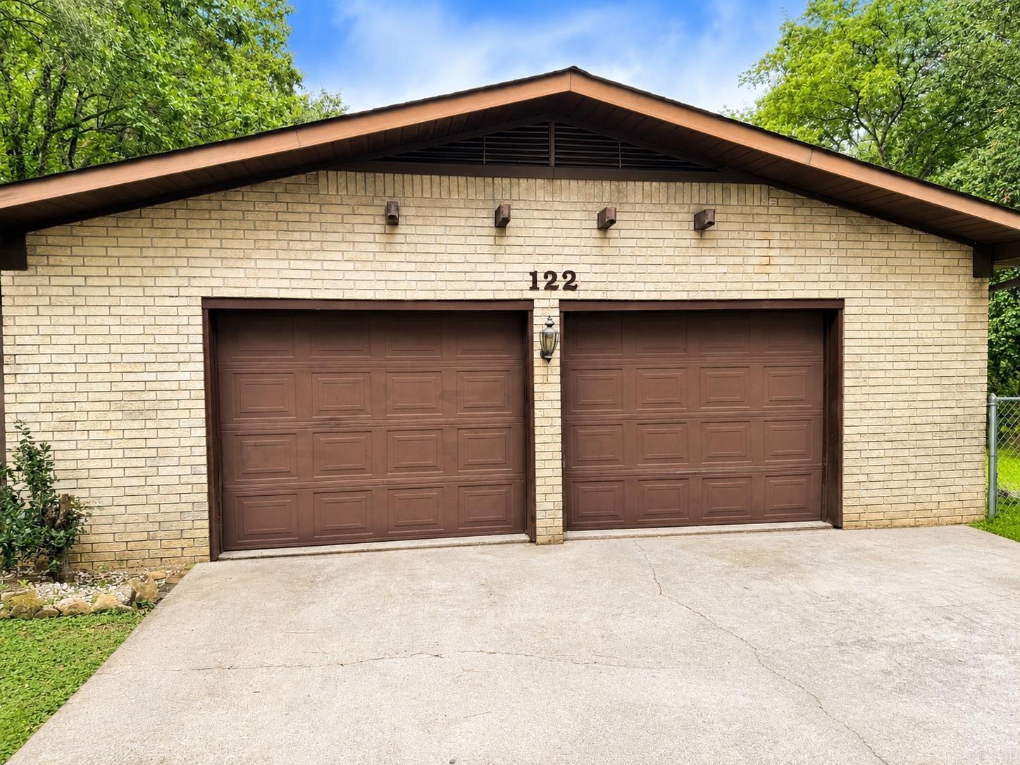 122 Village Rd  Hot Springs, AR