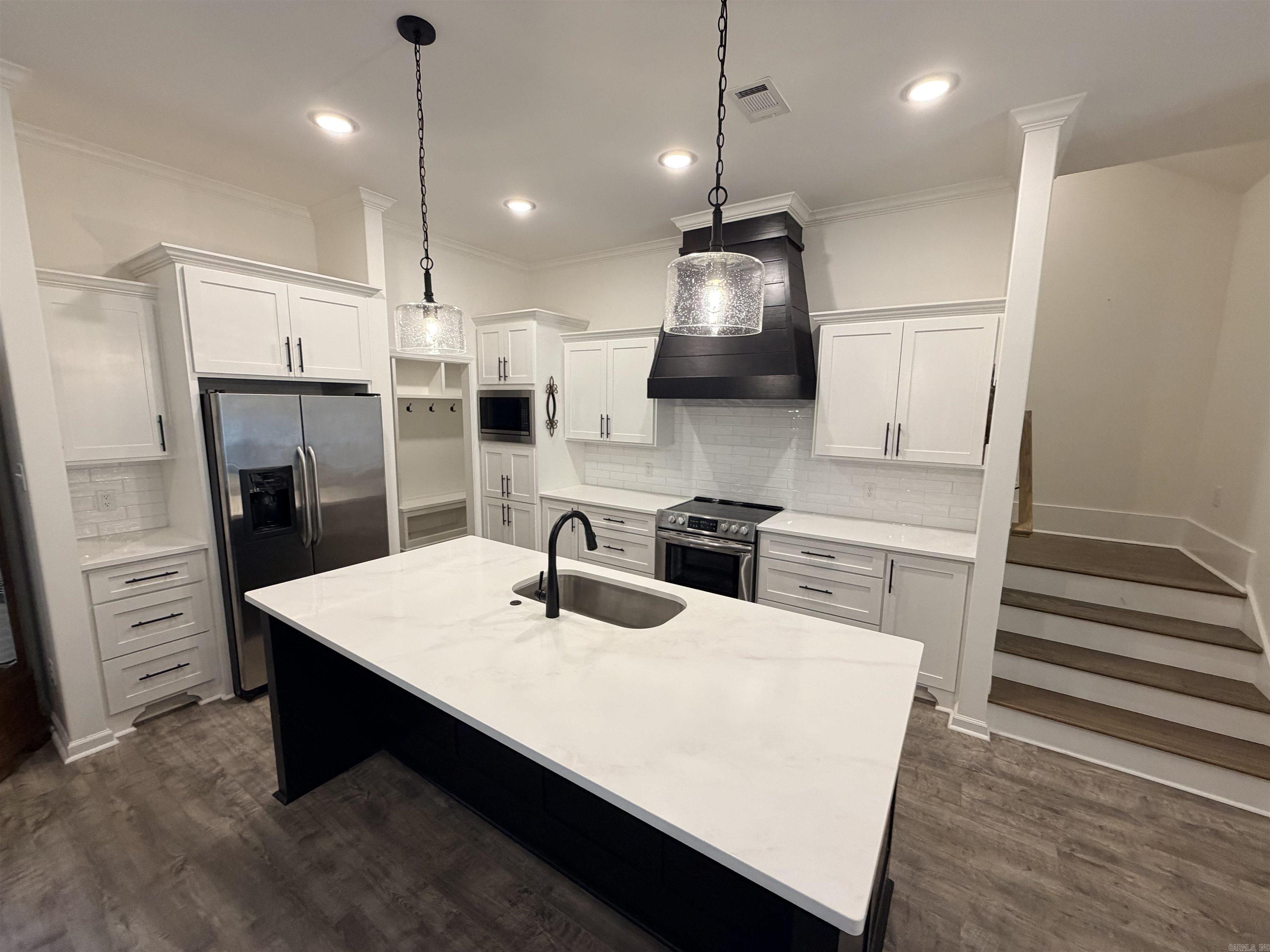 4025 Elizabeth  Benton, AR