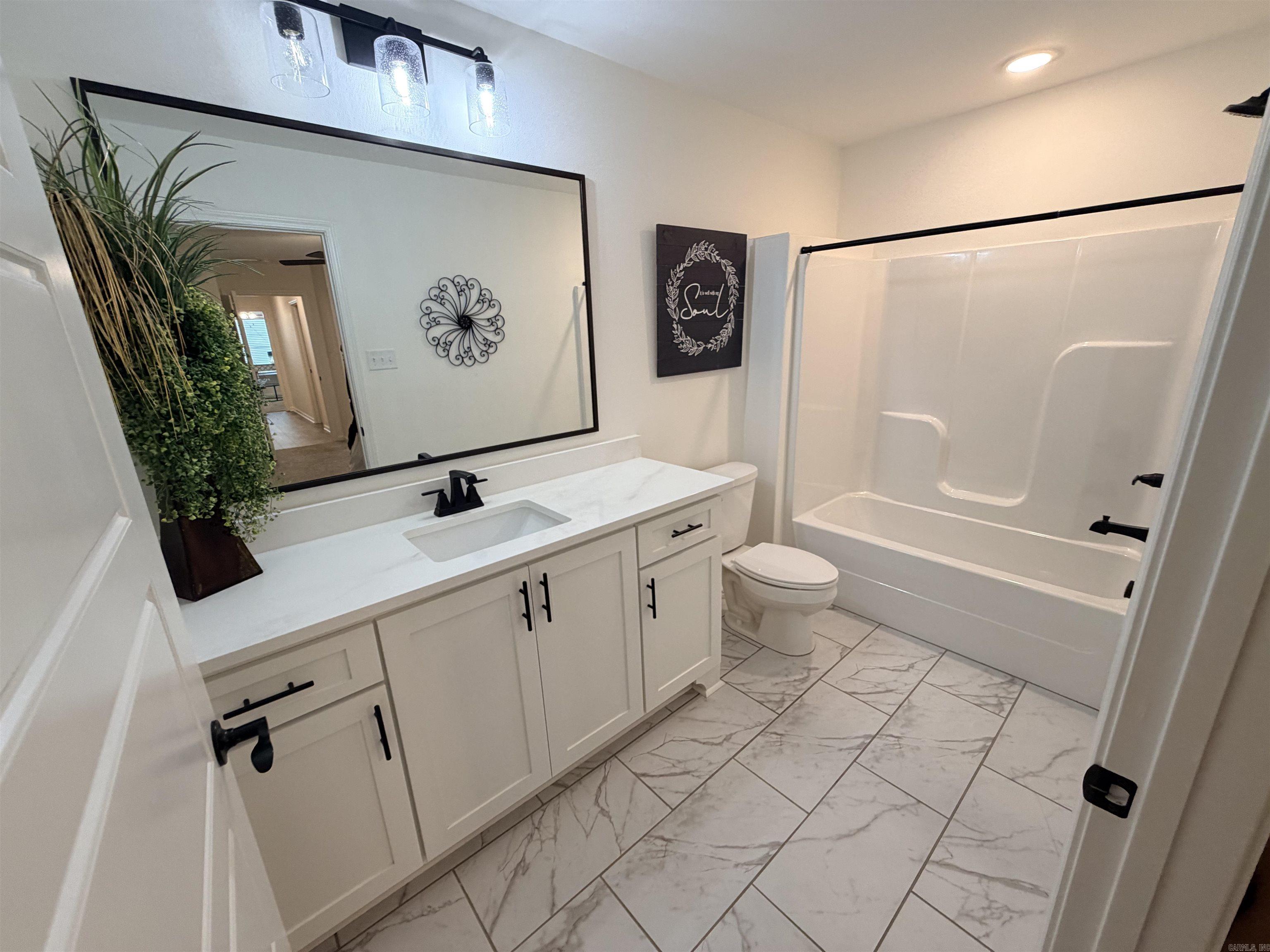 4025 Elizabeth  Benton, AR