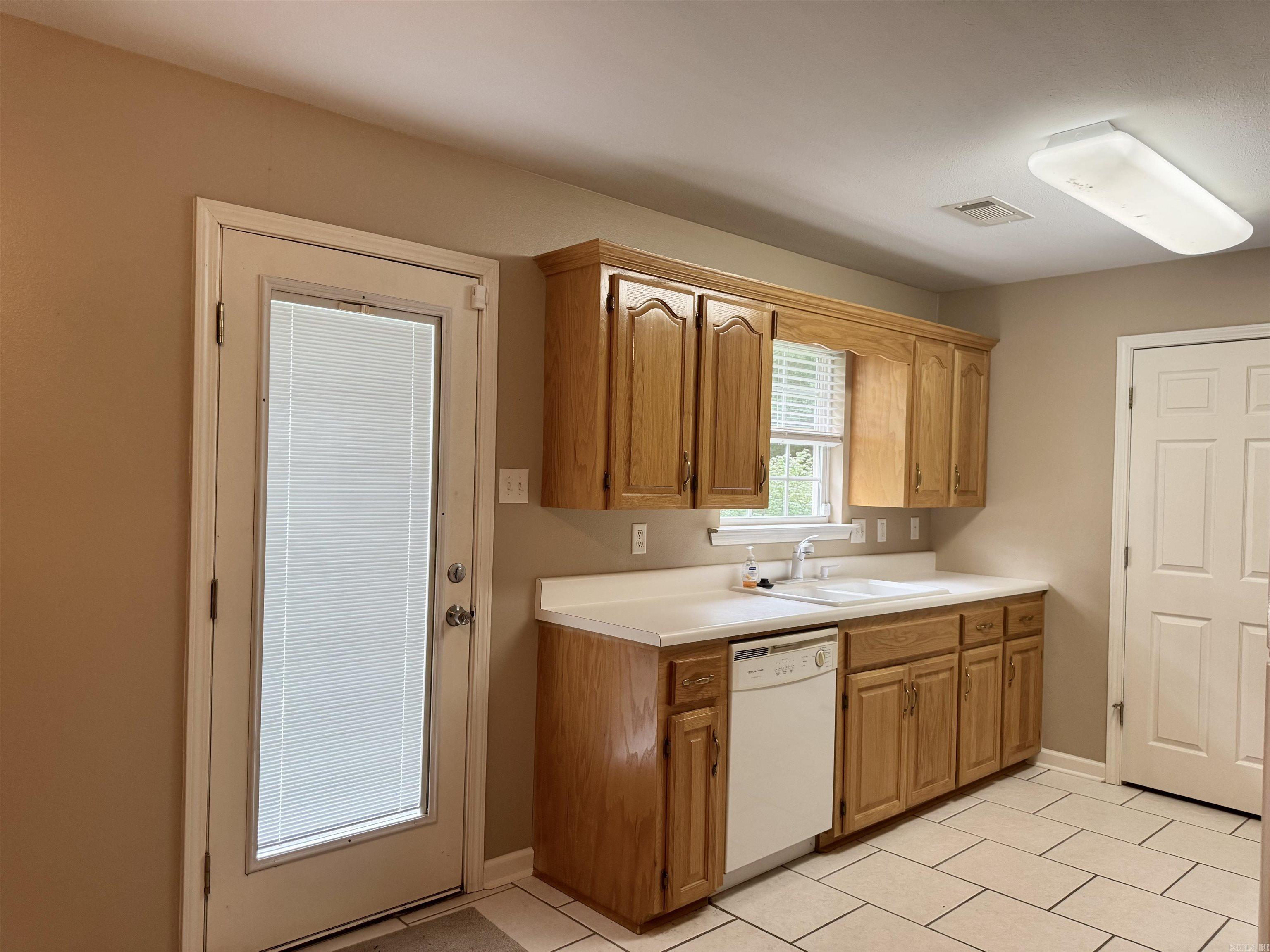 418 N Beech  Beebe, AR