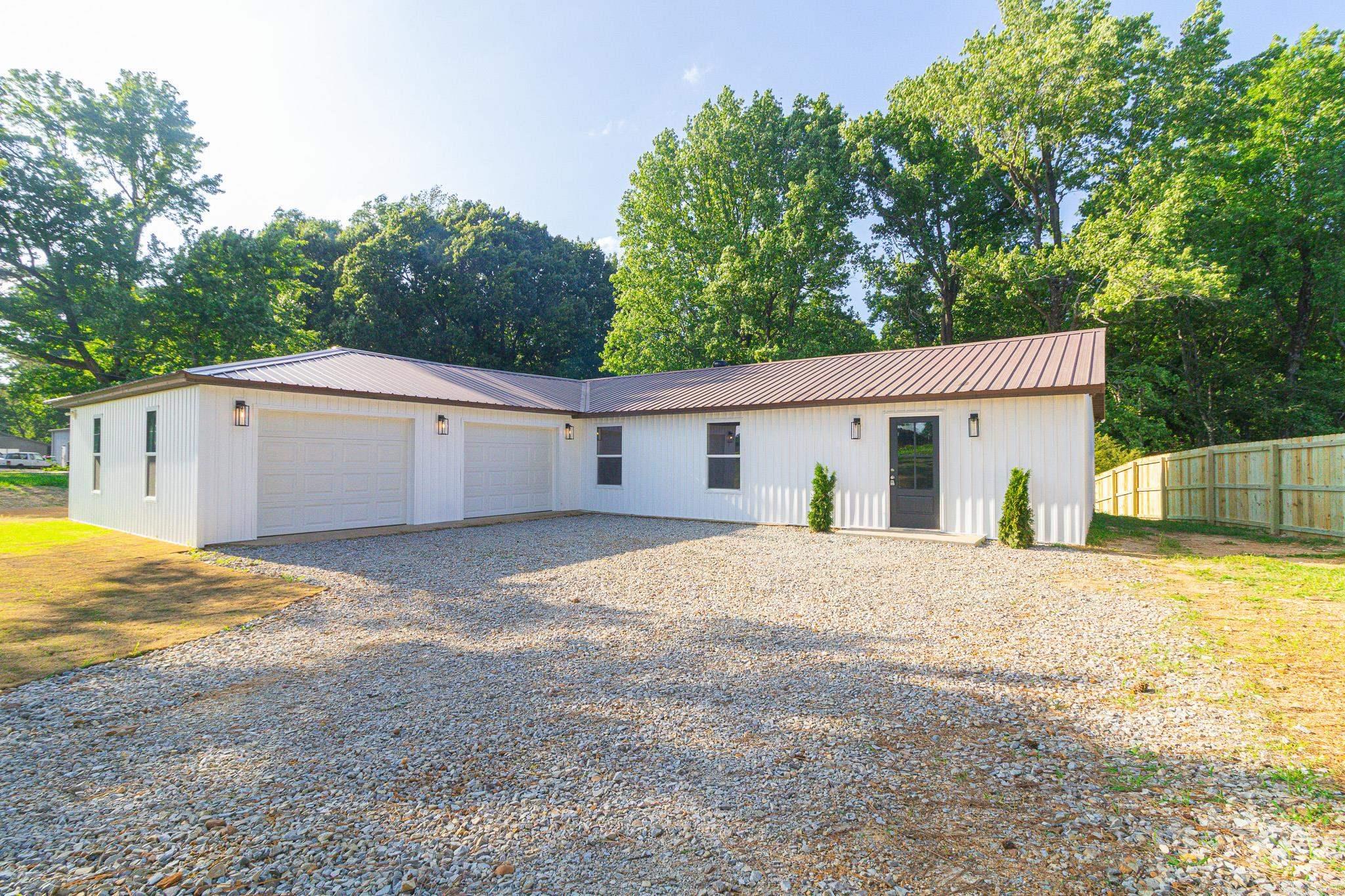 1896 County Road 318  Jonesboro, AR