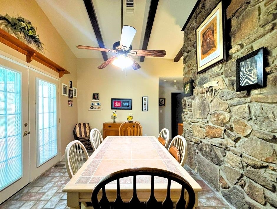64 Cherokee  Cherokee Village, AR