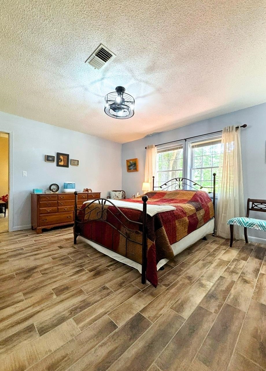 64 Cherokee  Cherokee Village, AR