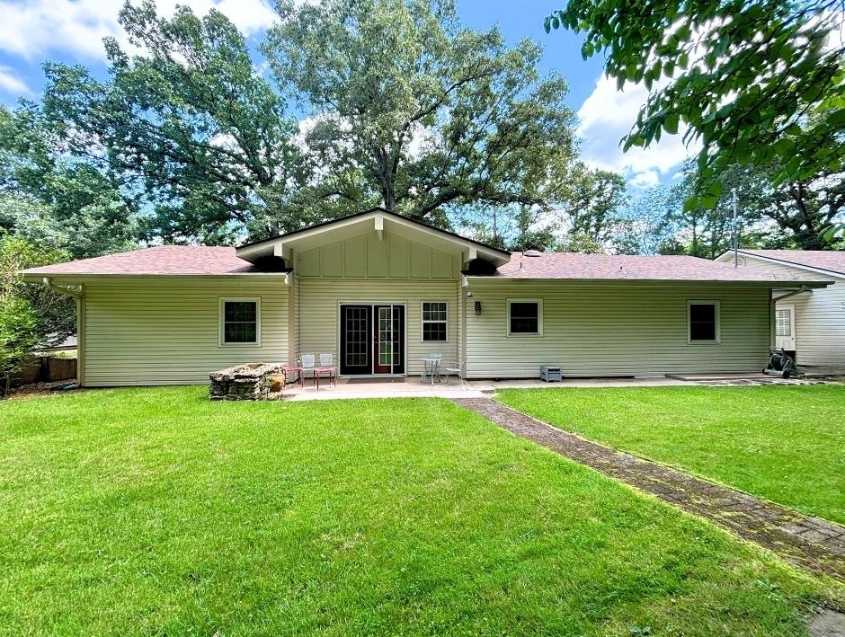64 Cherokee  Cherokee Village, AR