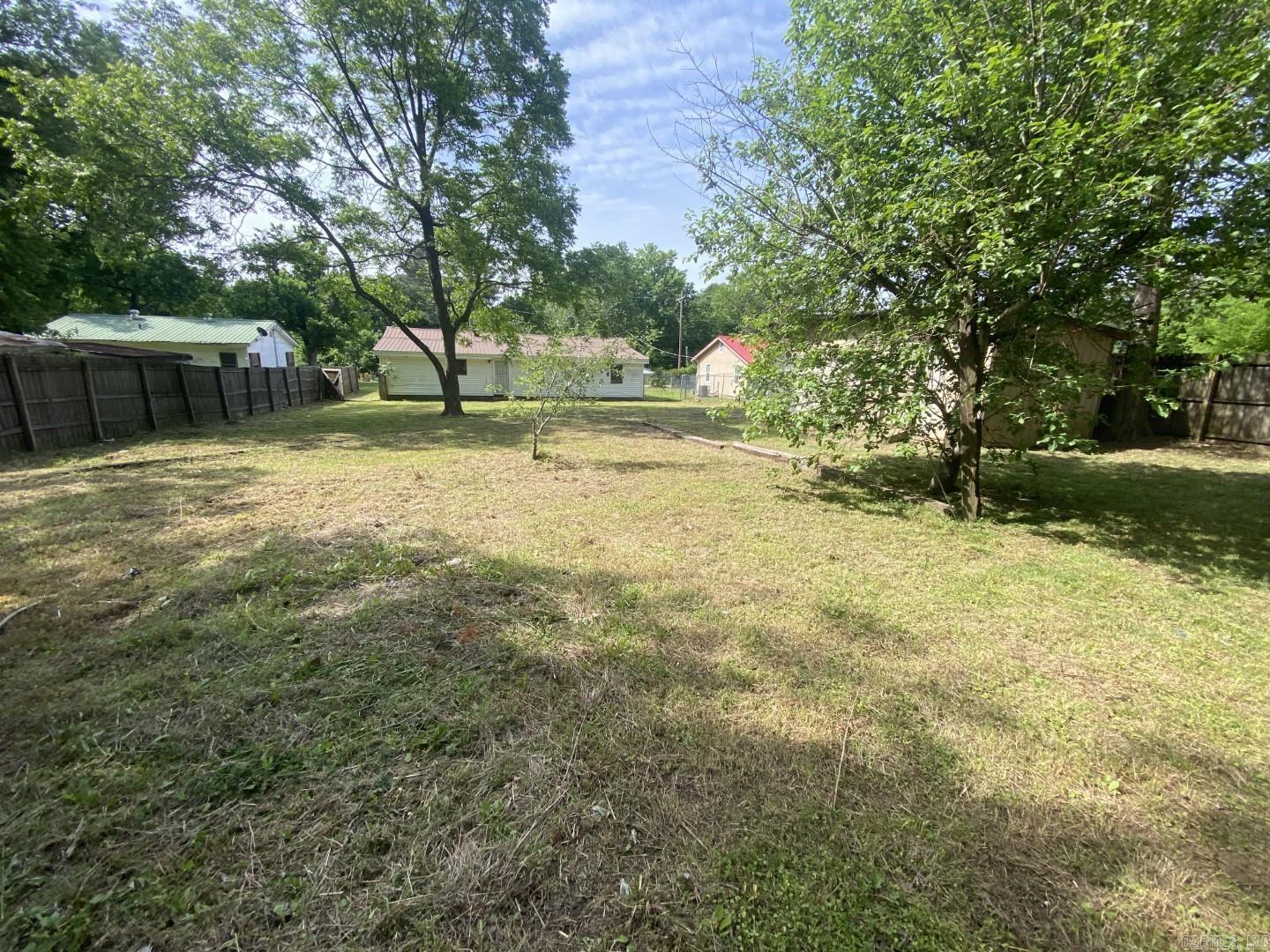 570 W Wycough  Batesville, AR