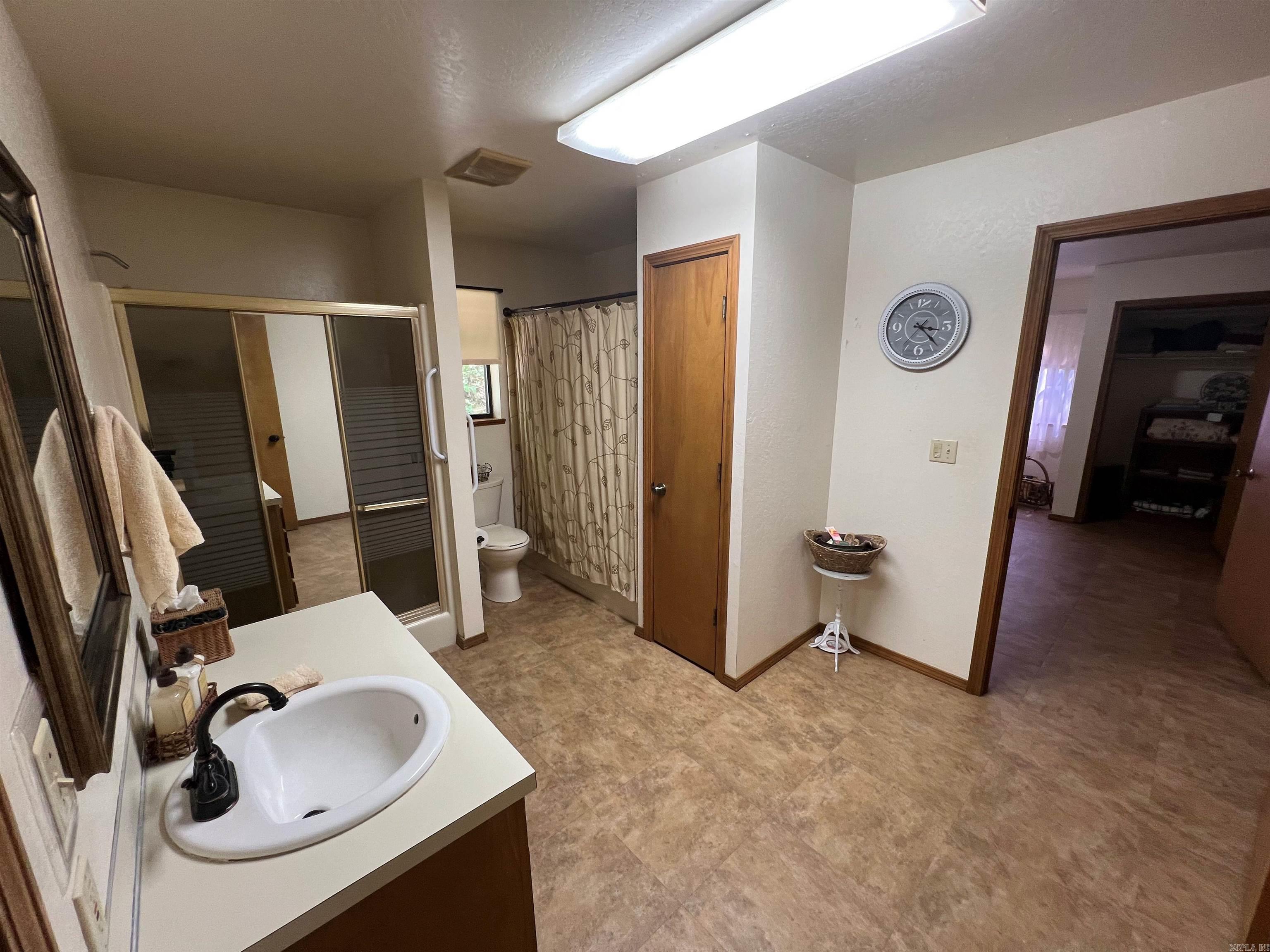 3505 Hwy 71 S 3501 Hwy 71 S Mena, AR