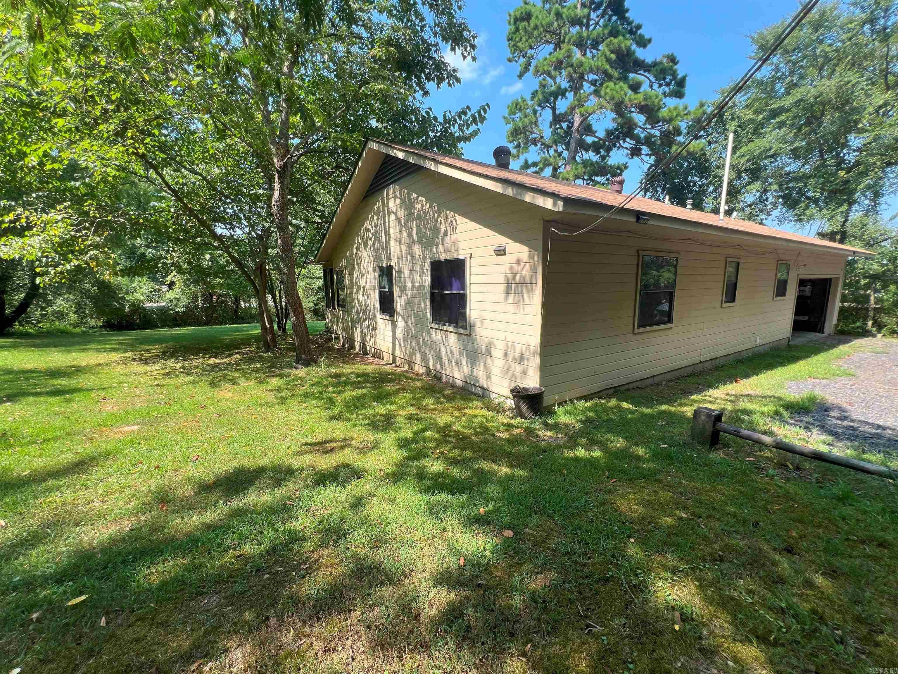 3505 Hwy 71 S 3501 Hwy 71 S Mena, AR