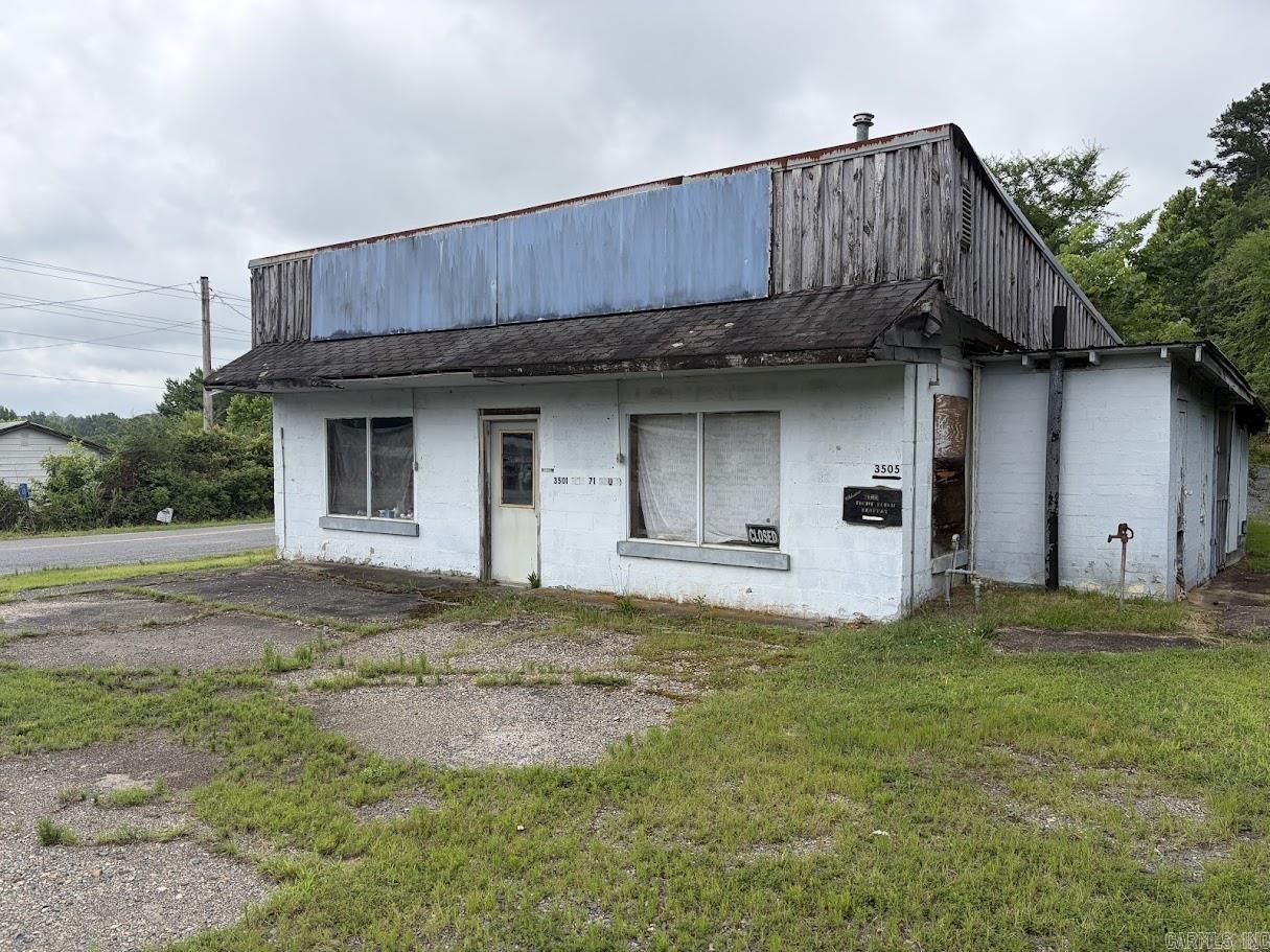 3505 Hwy 71 S 3501 Hwy 71 S Mena, AR