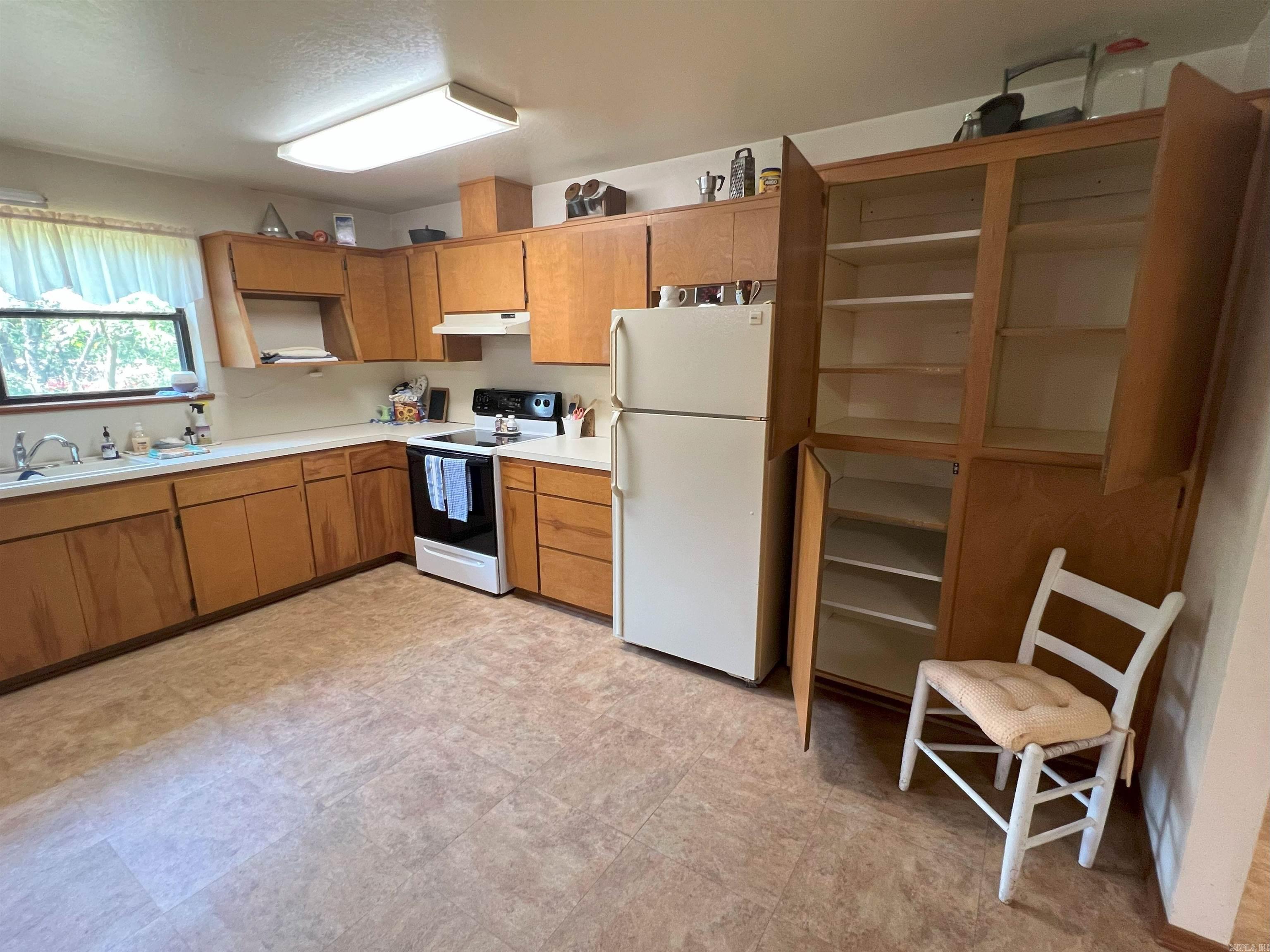 3505 Hwy 71 S 3501 Hwy 71 S Mena, AR