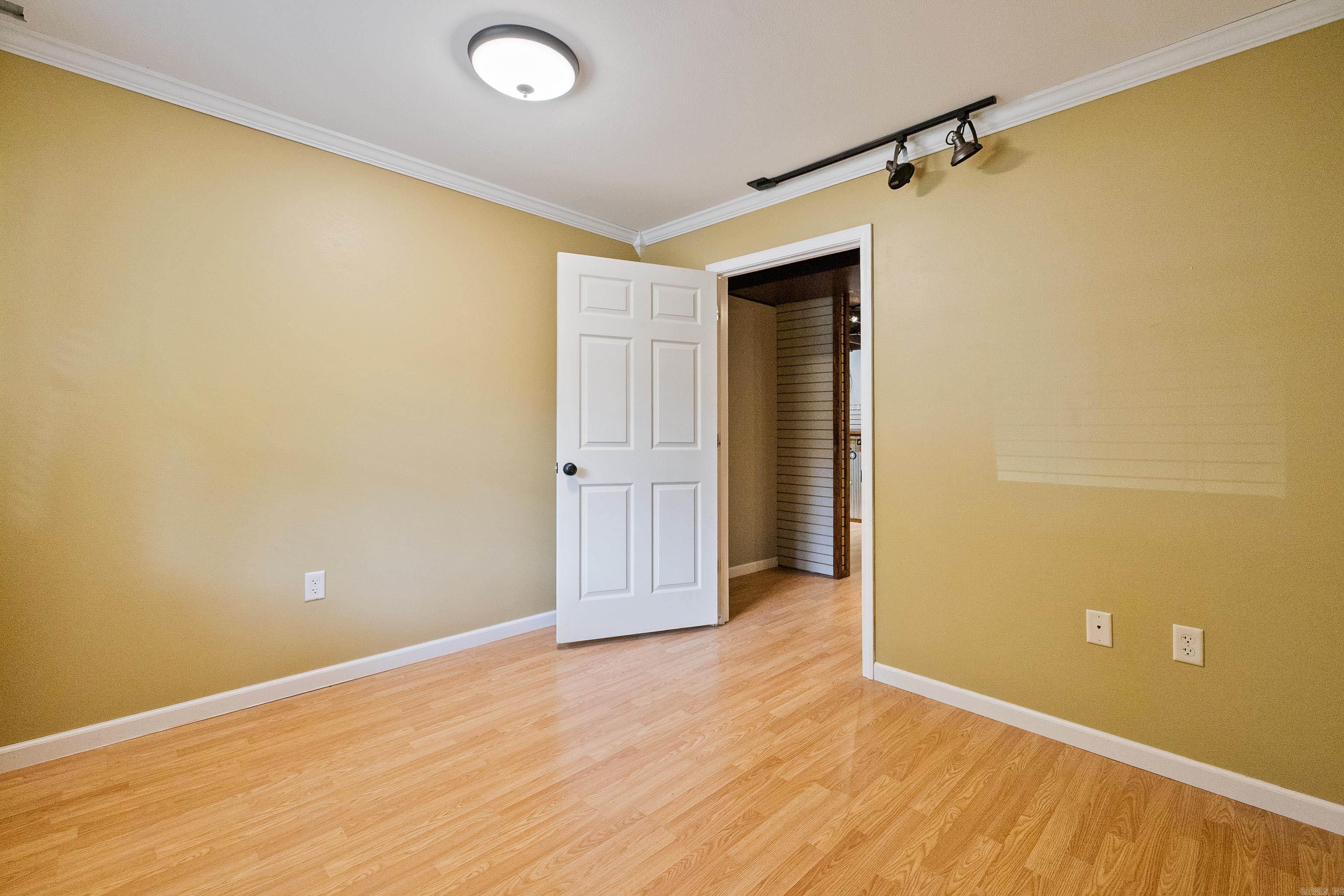 1214 Clifton  Conway, AR