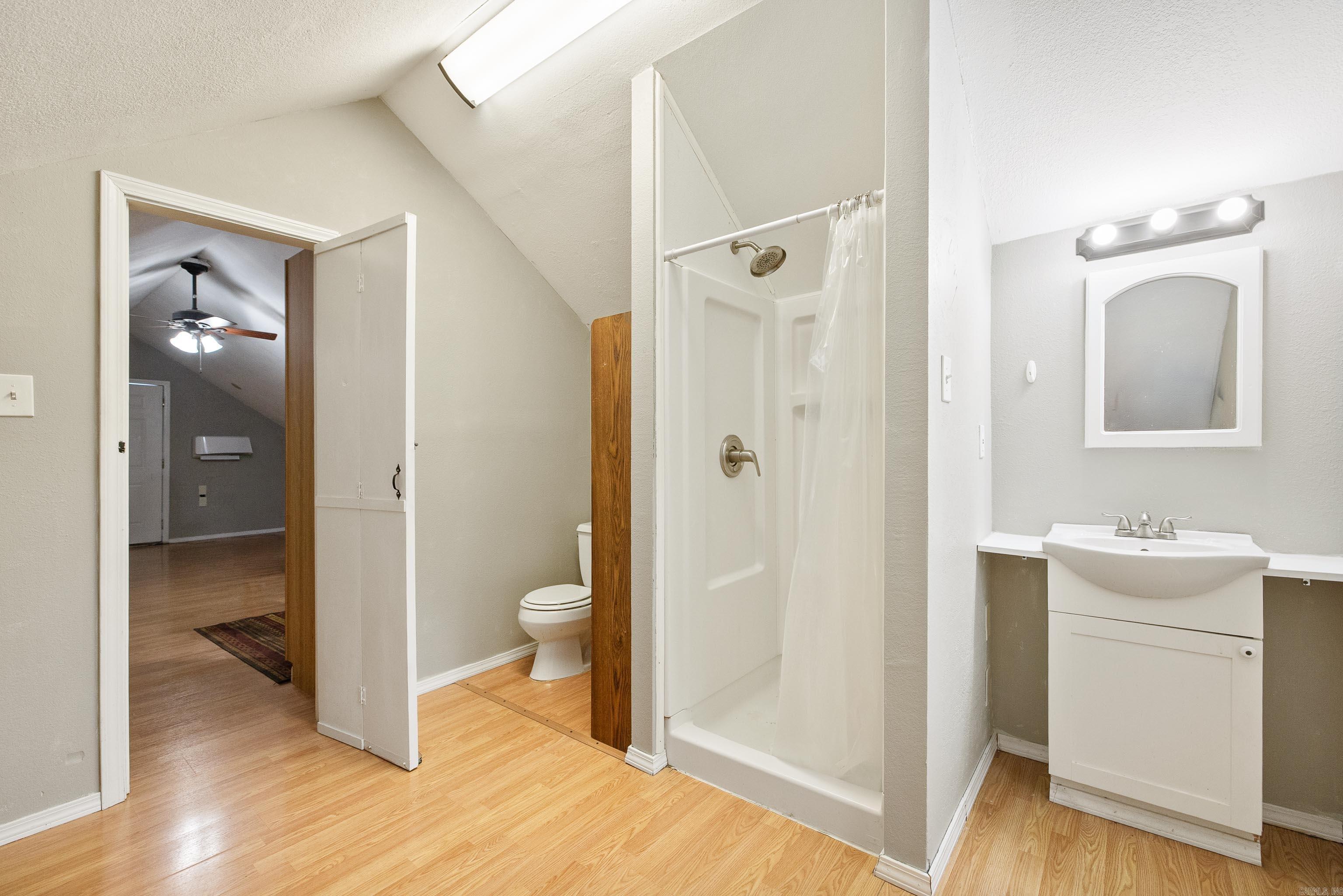 1214 Clifton  Conway, AR