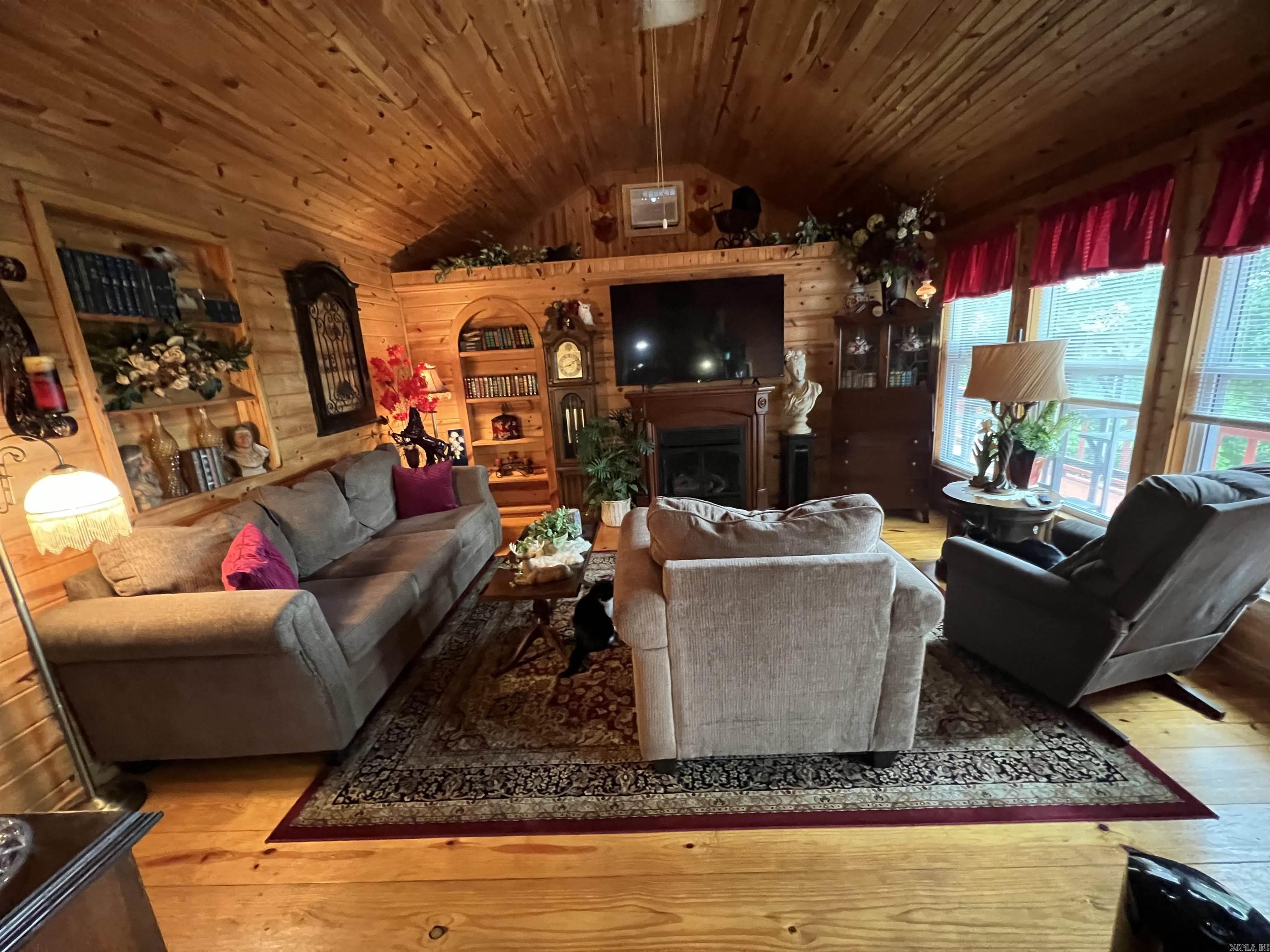 438 Harpers Cove  Shirley, AR