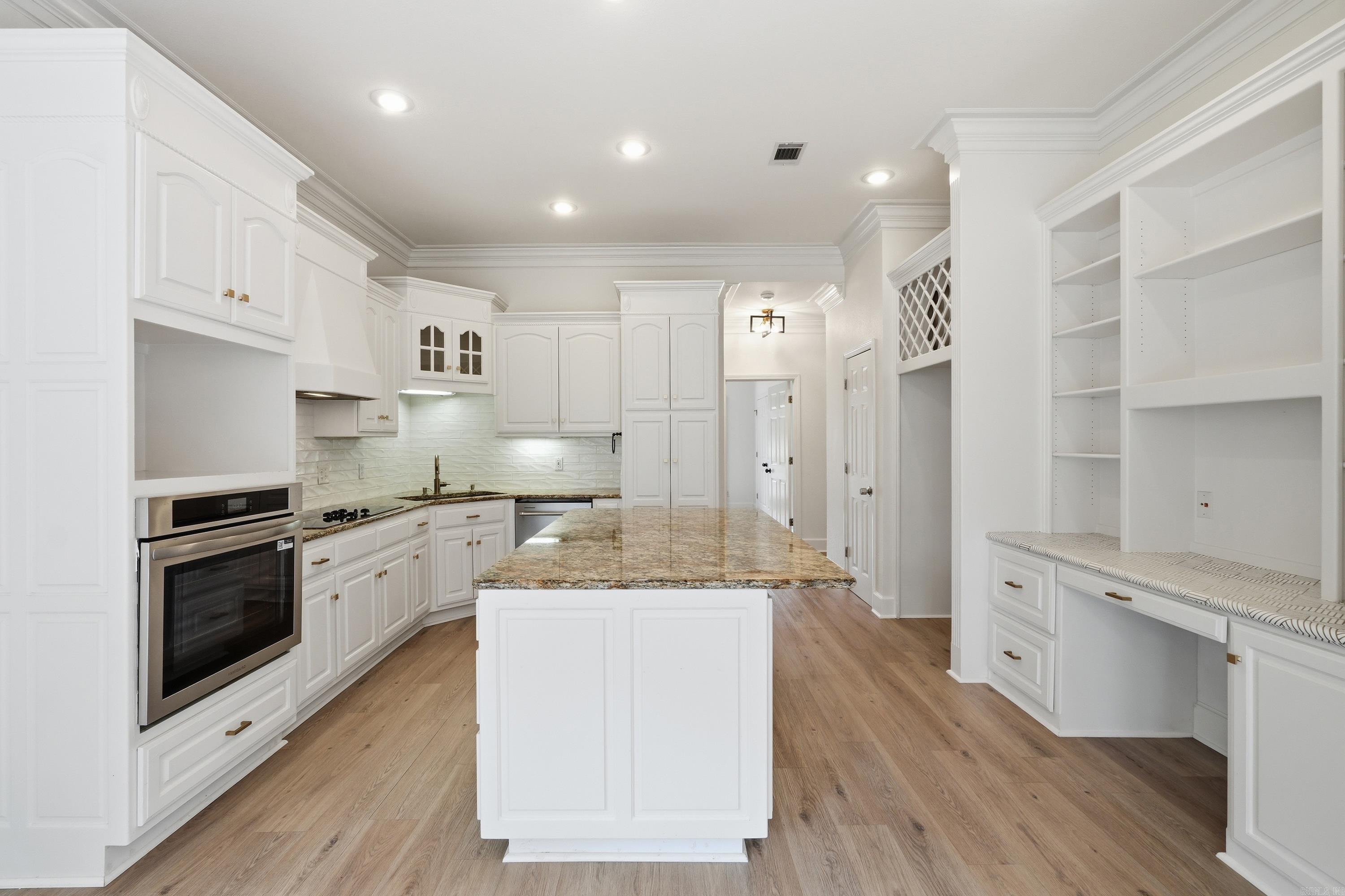 102 Montpellier  Maumelle, AR