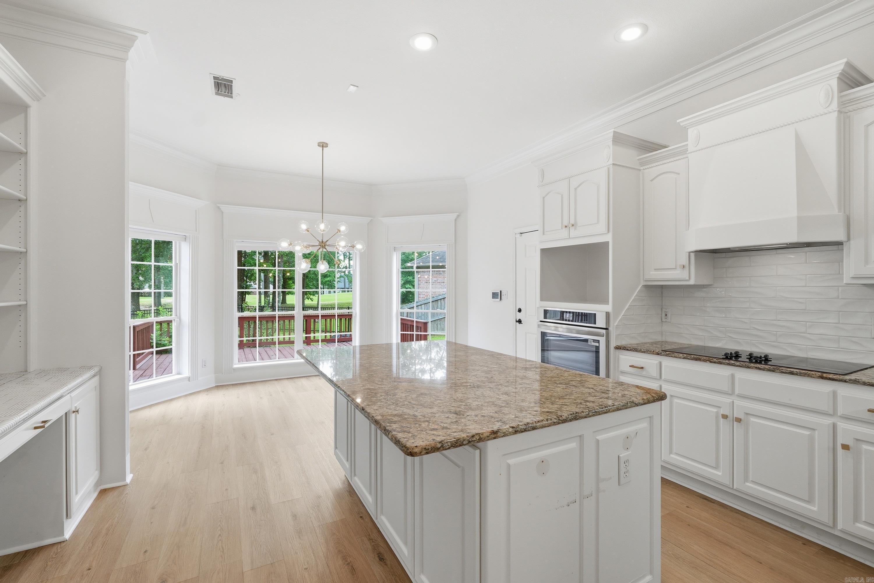 102 Montpellier  Maumelle, AR