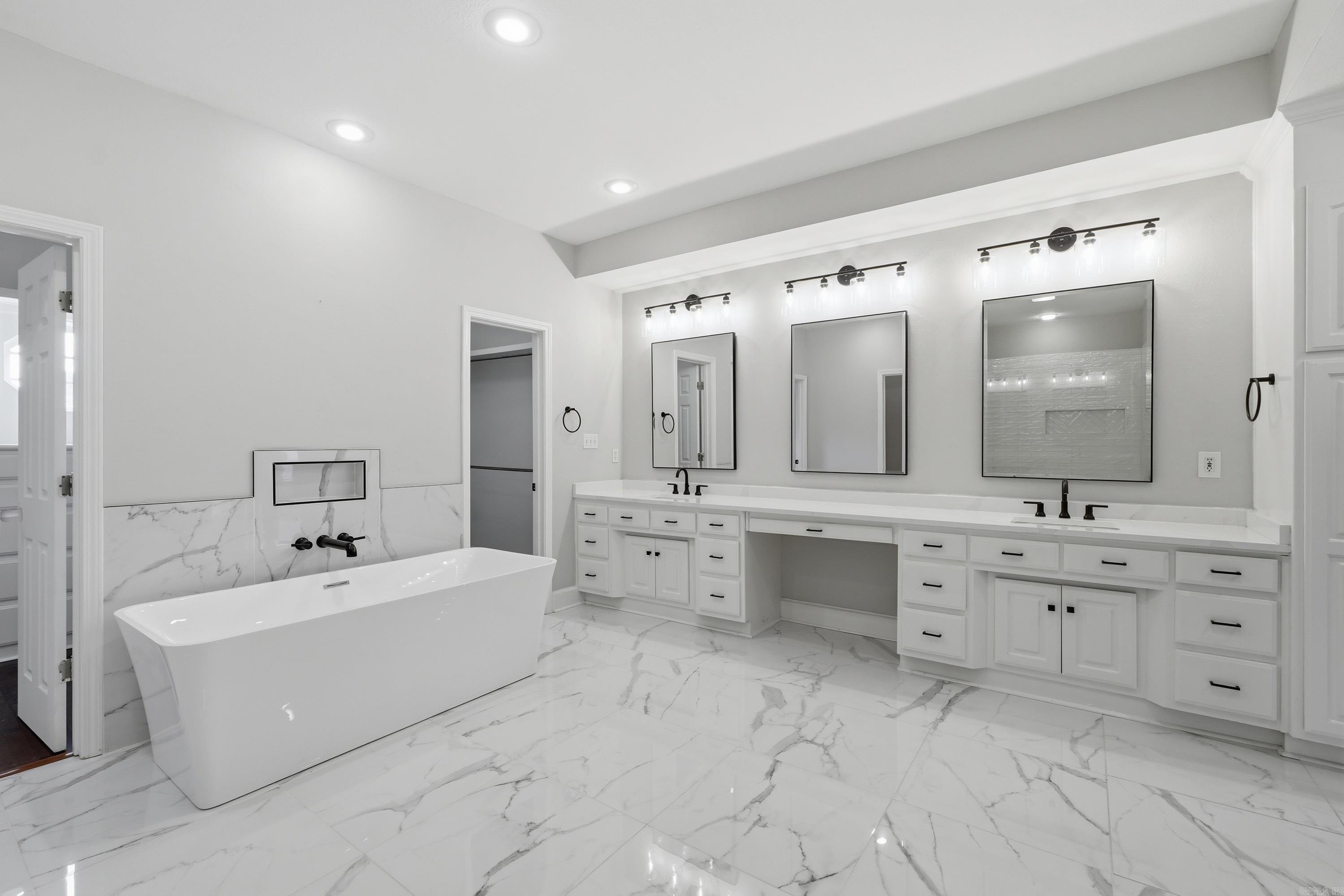 102 Montpellier  Maumelle, AR