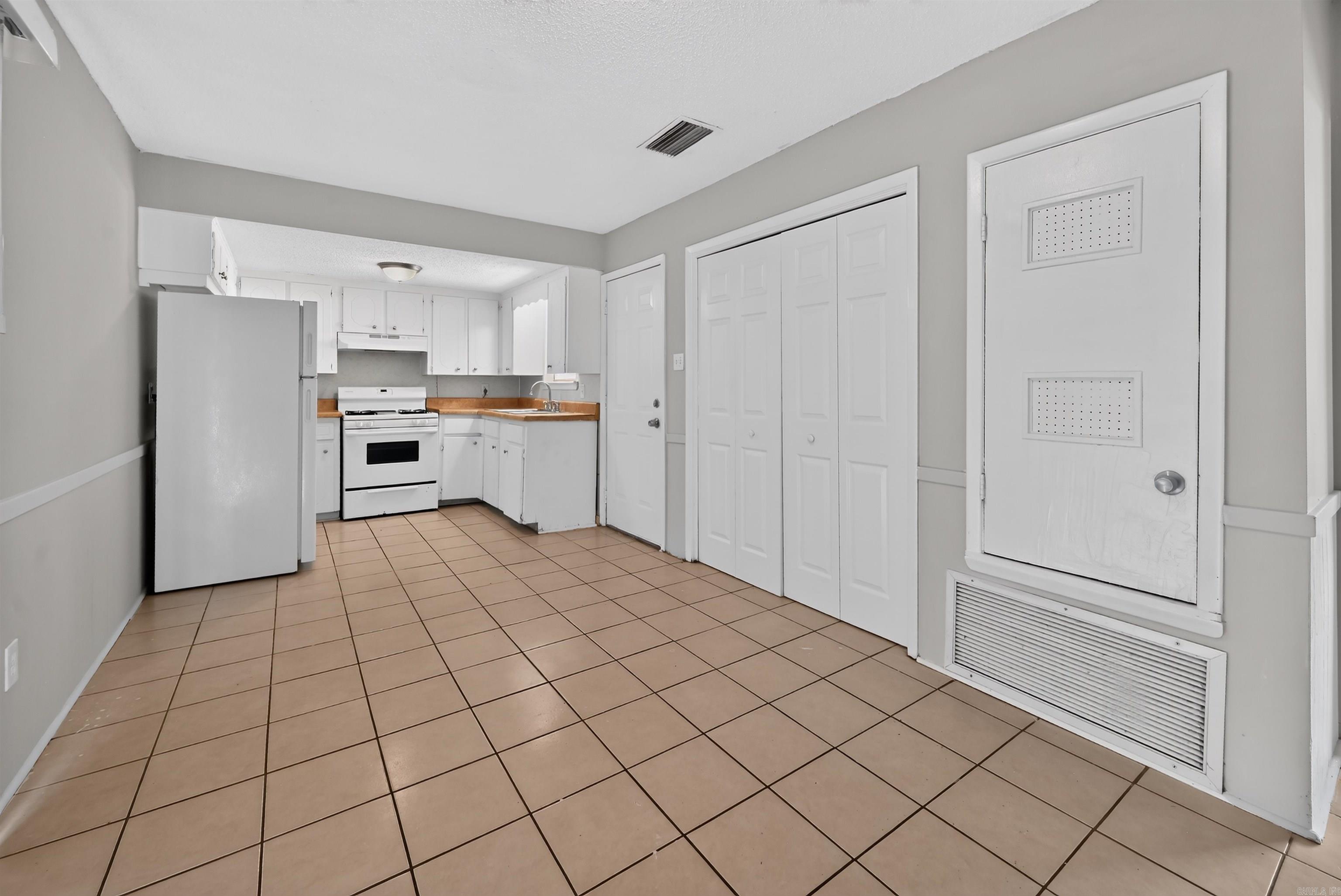 26 Glendale  Little Rock, AR