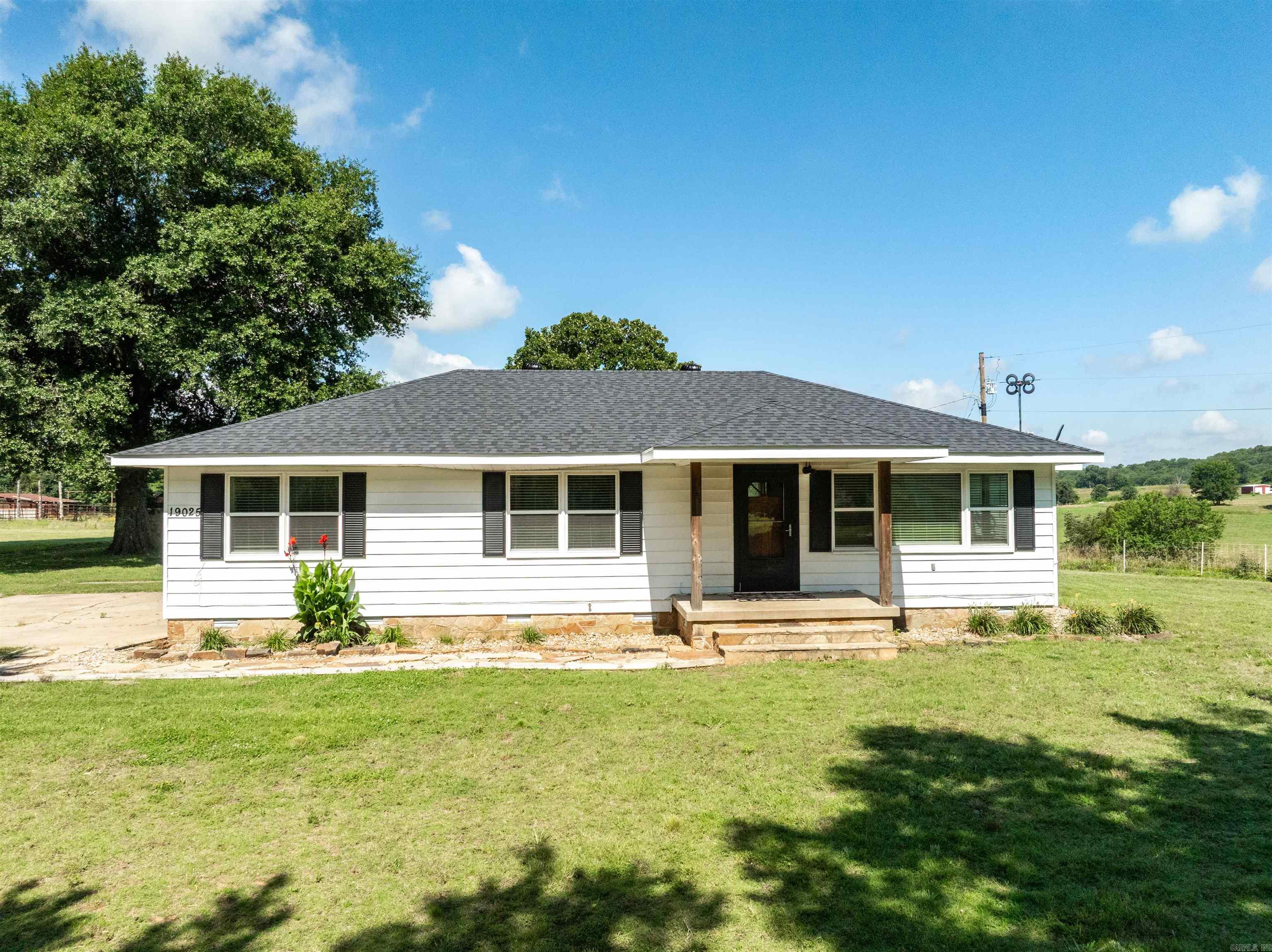 19025 Highway 41  Magazine, AR