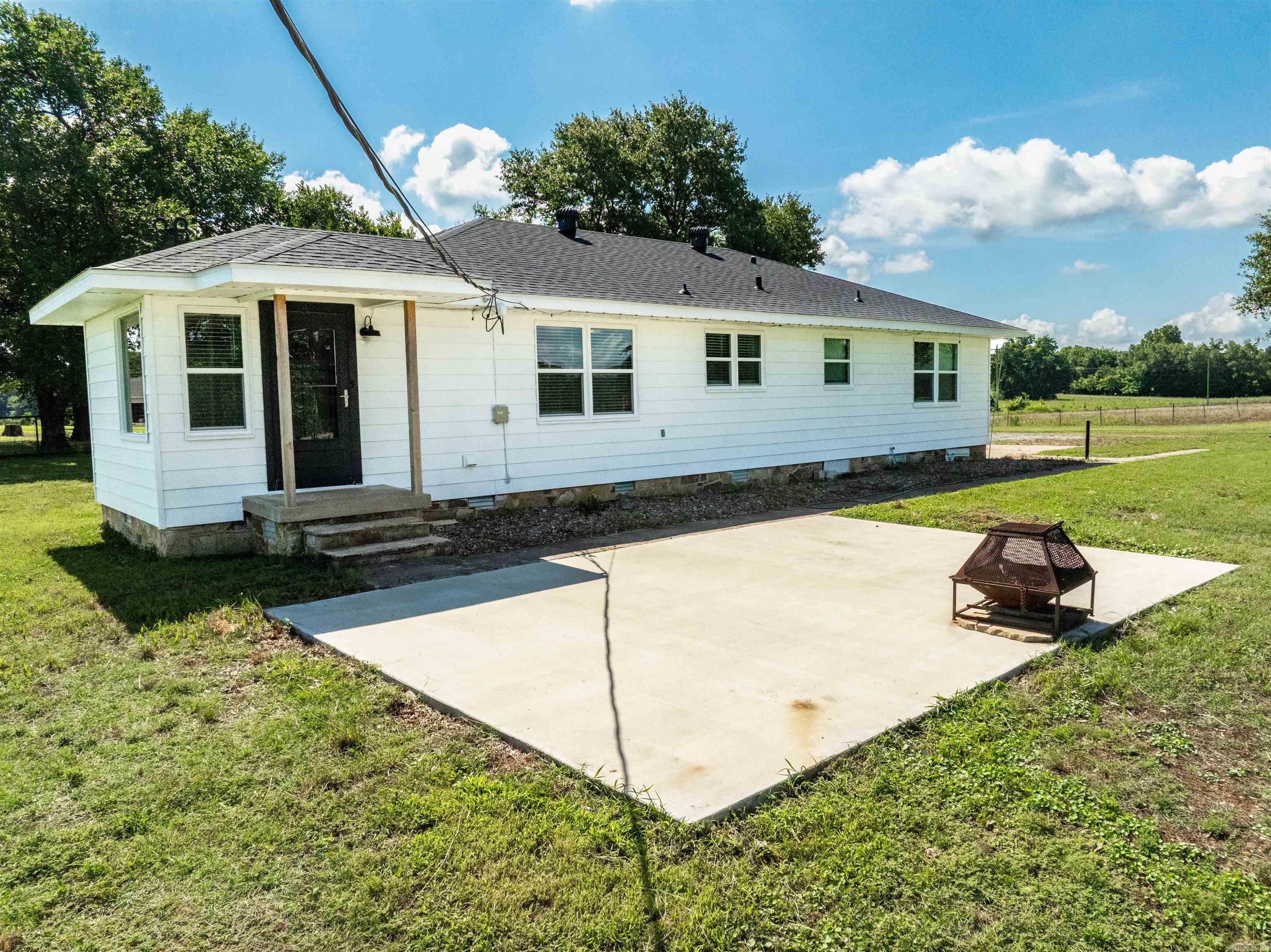 19025 Highway 41  Magazine, AR