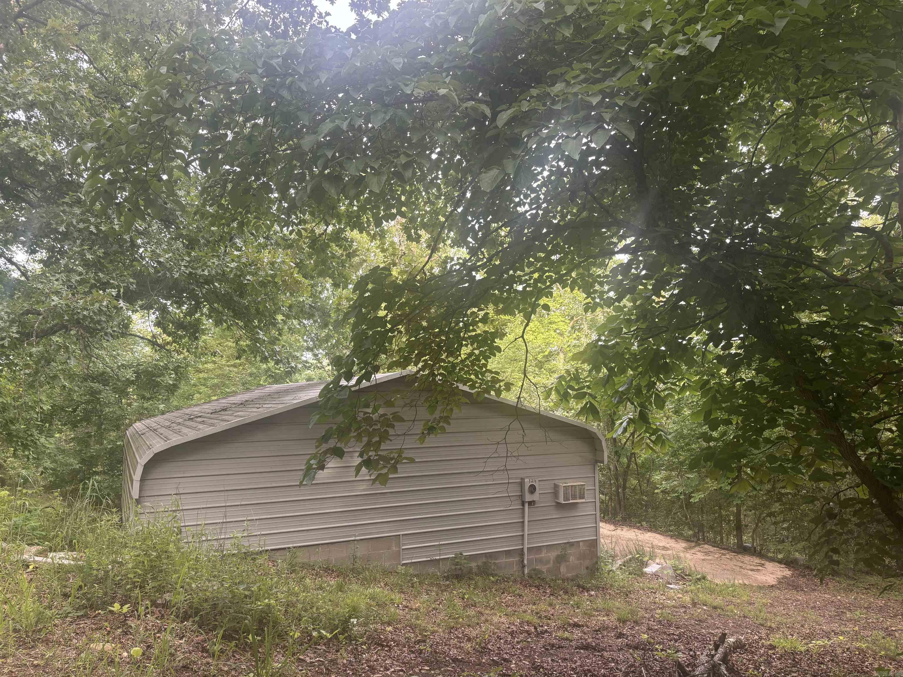 124 Bluffs  Mountain View, AR